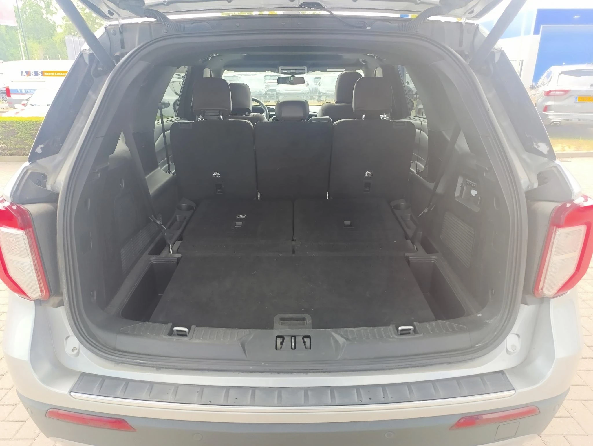 Ford-Explorer-image-13