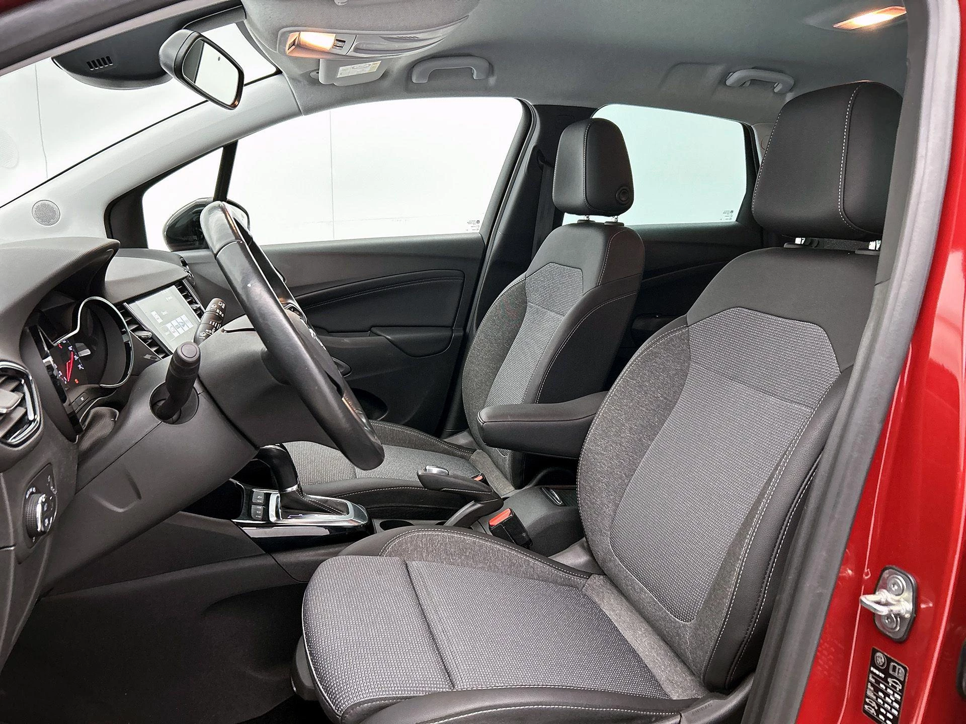 Opel-Crossland-image-32