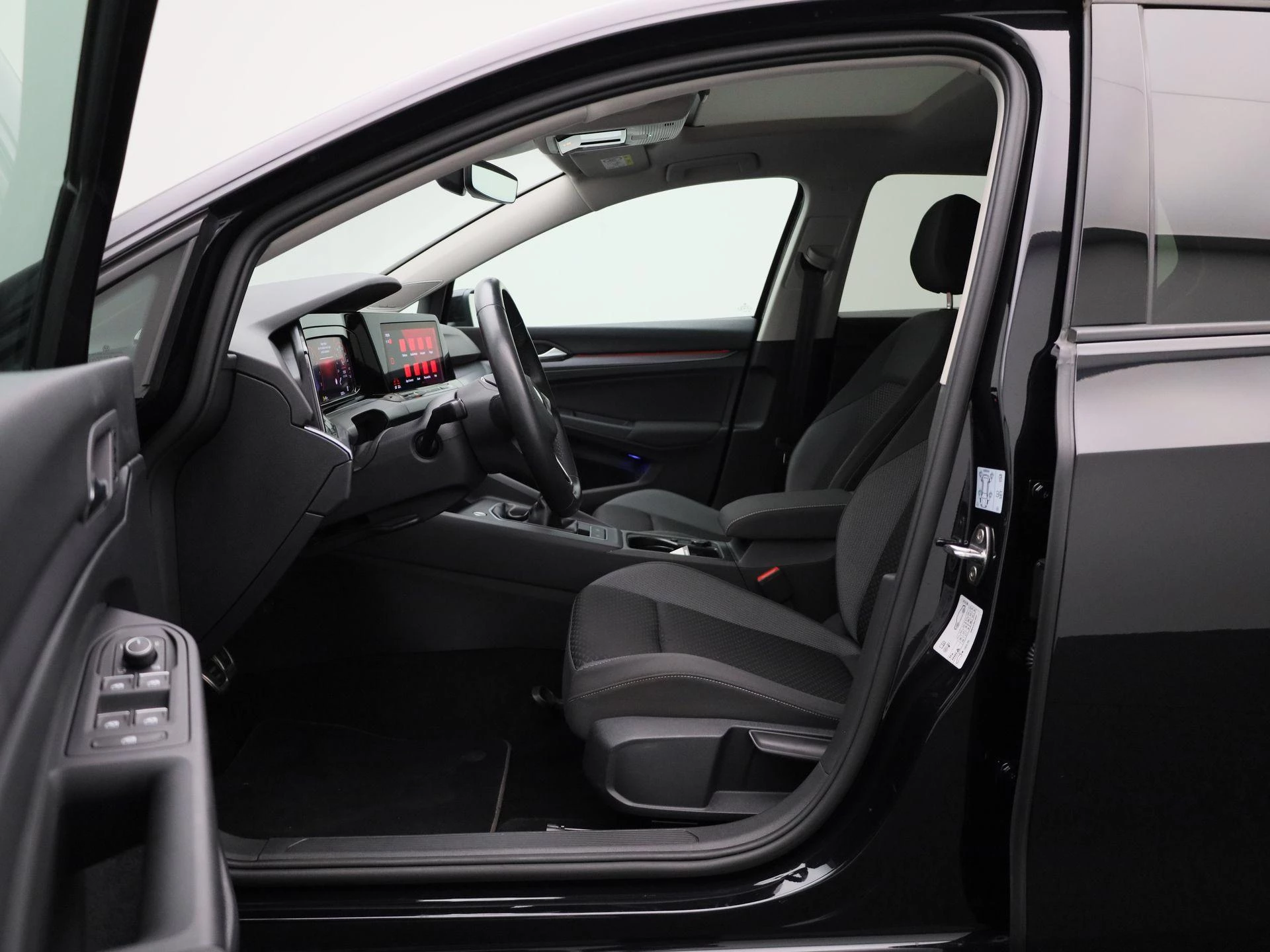Volkswagen Golf VIII 1.0 TSI 81kW Active