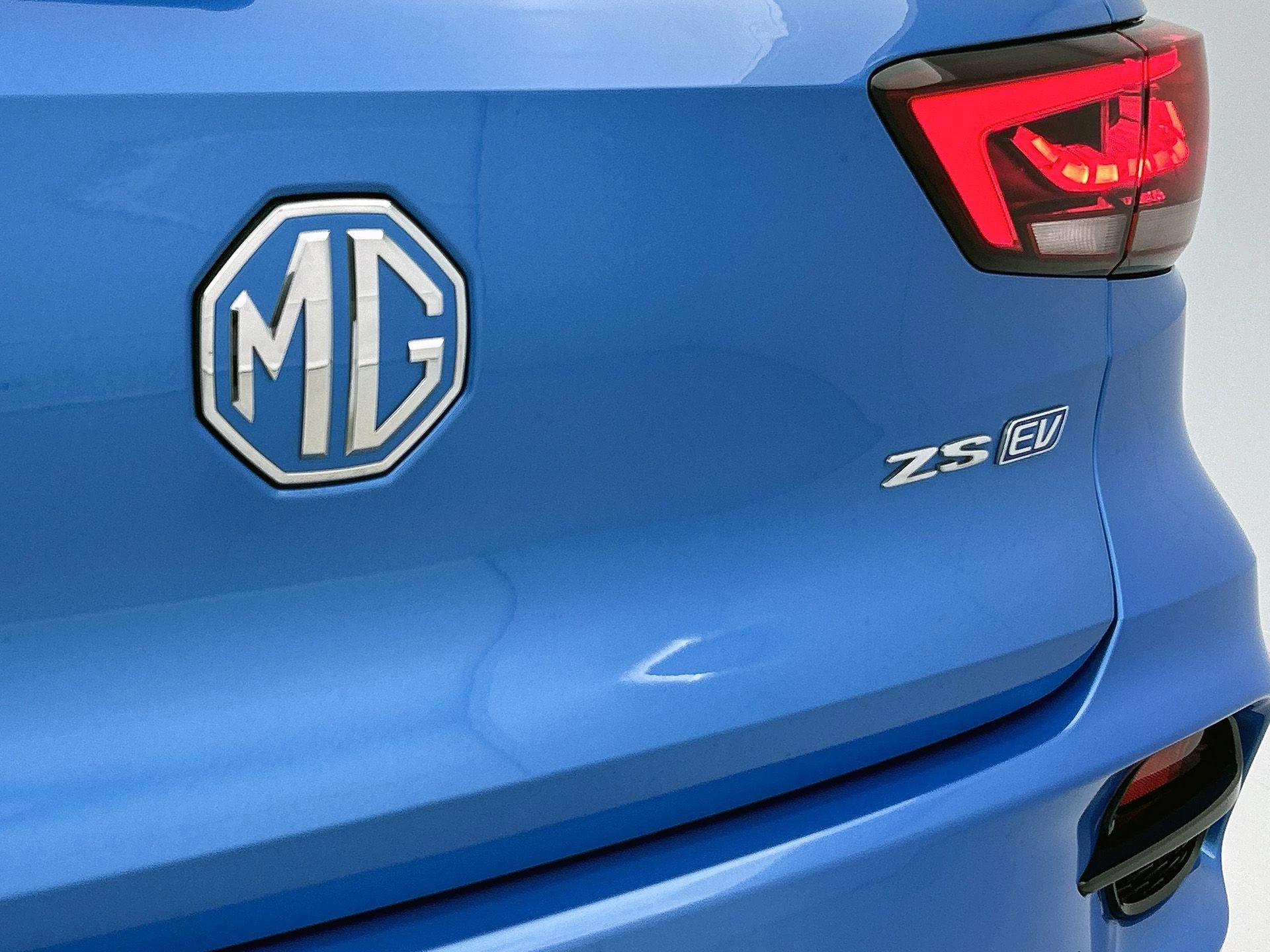 MG-ZS EV-image-26