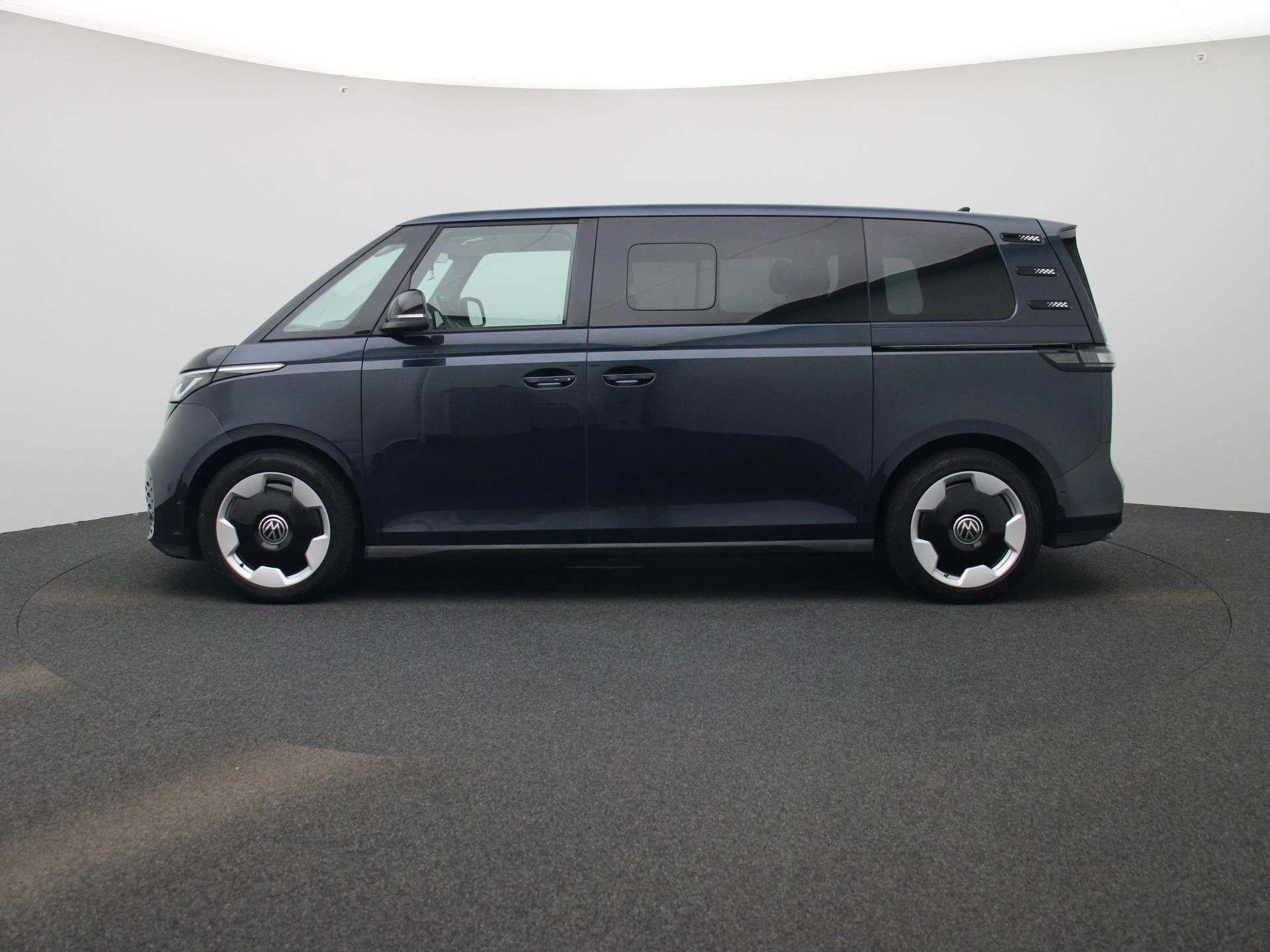 Volkswagen-ID. Buzz-image-3