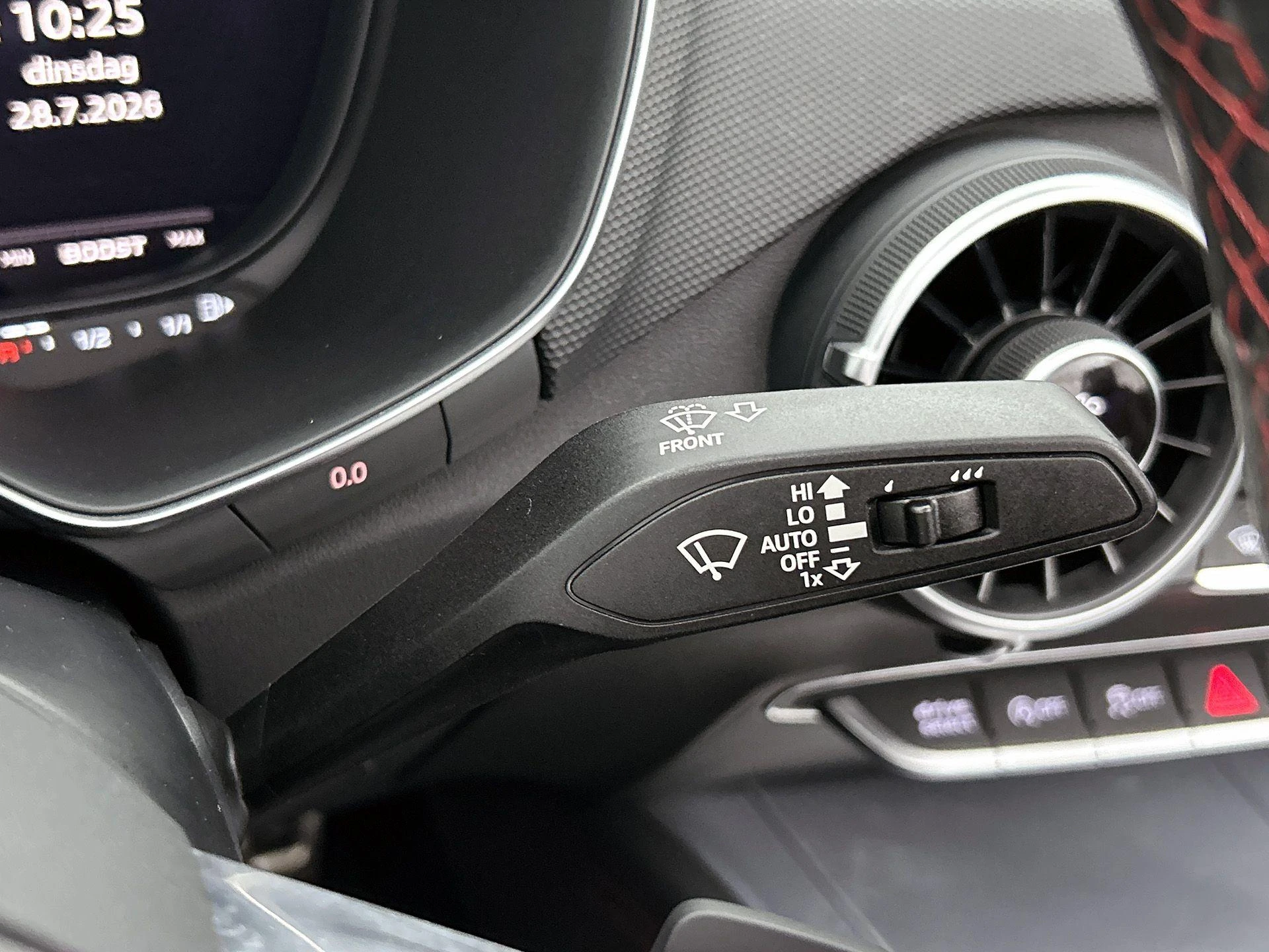 Audi-TT-image-8
