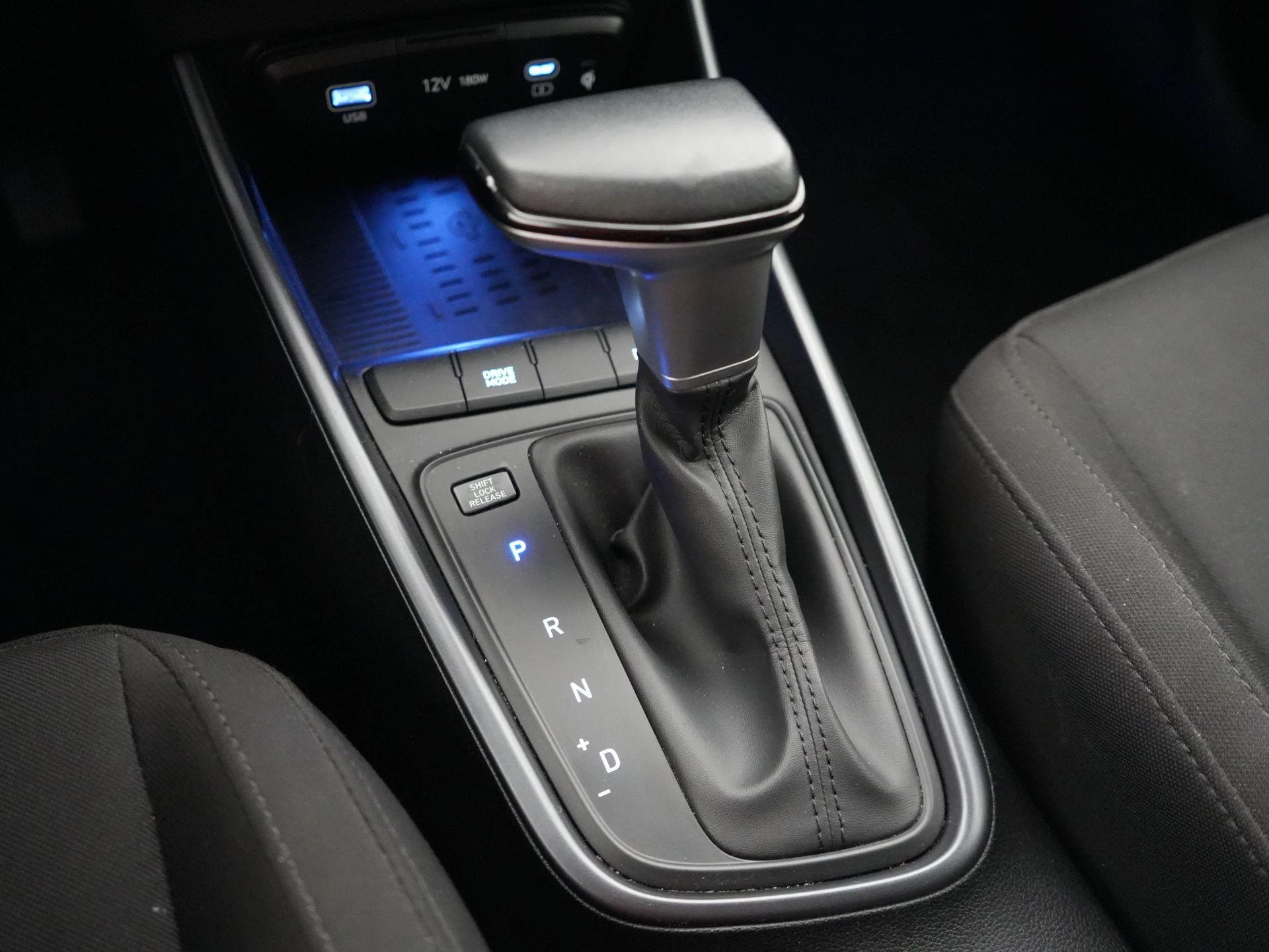 Hyundai i20 1.0 T-GDi 7-DCT 74kW Twist