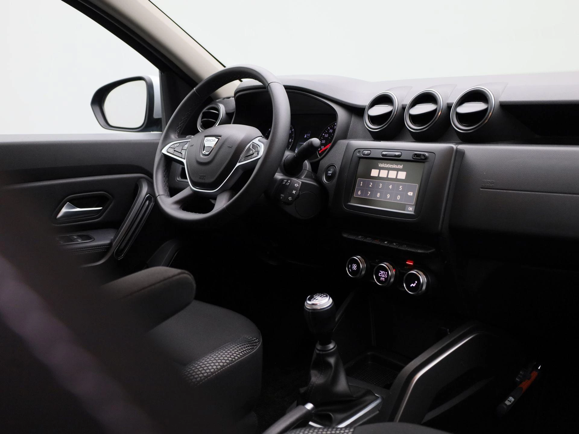 Dacia-Duster-image-32