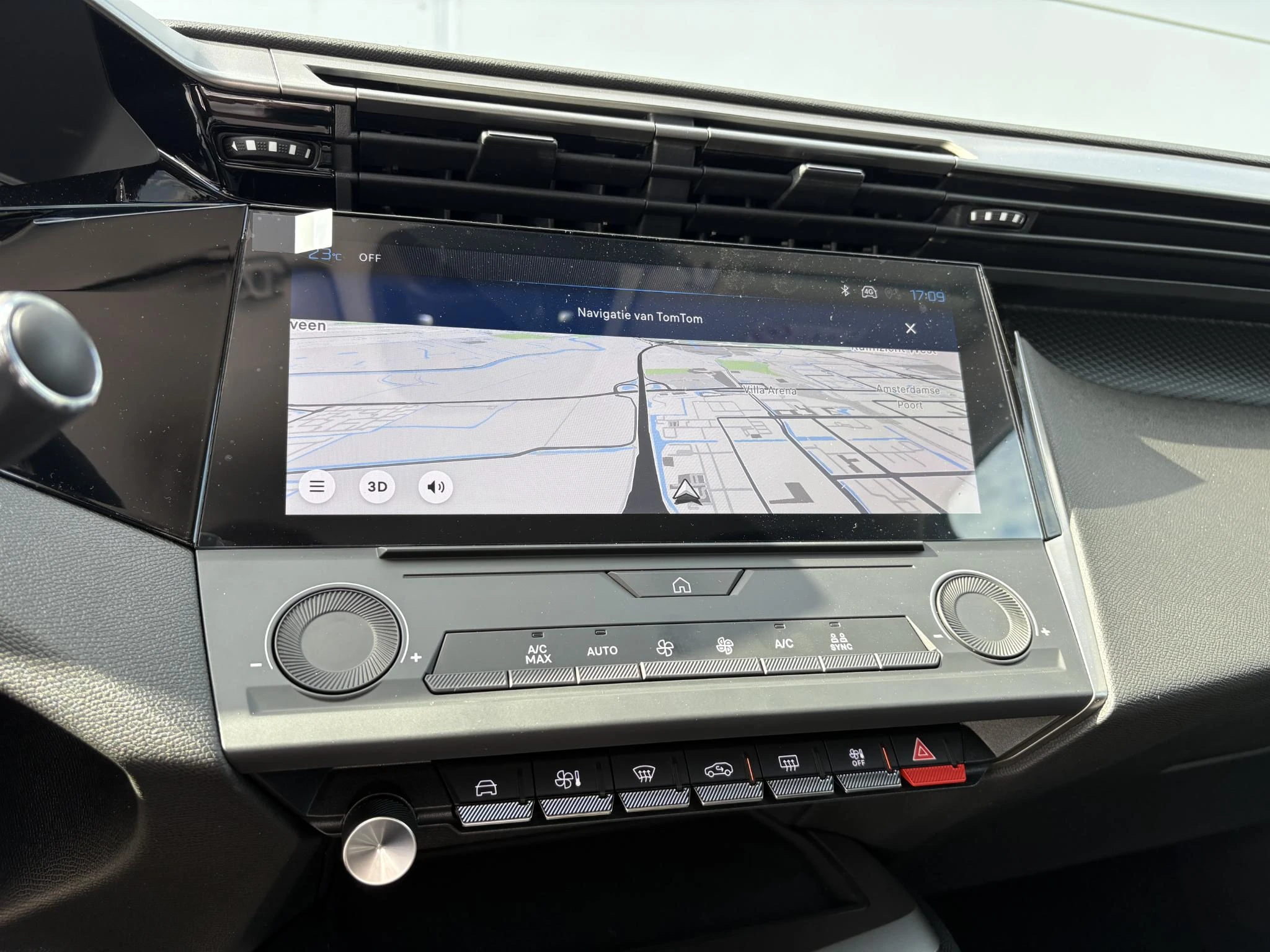 Peugeot-308-image-16