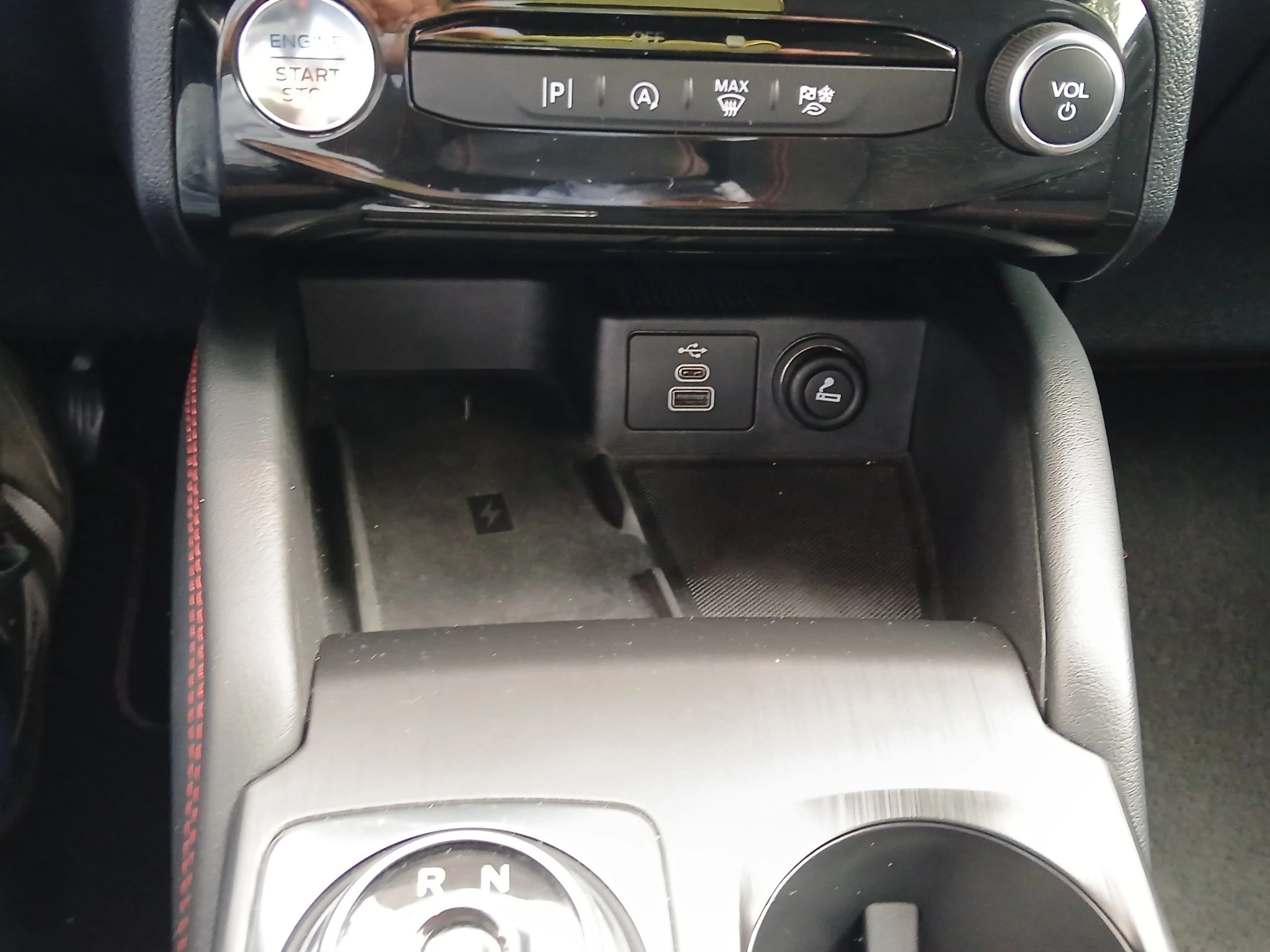 Ford Kuga ST-Line Aut.*KAM*LED-MATRIX*NAVI*GRA*WINTER-PKT.