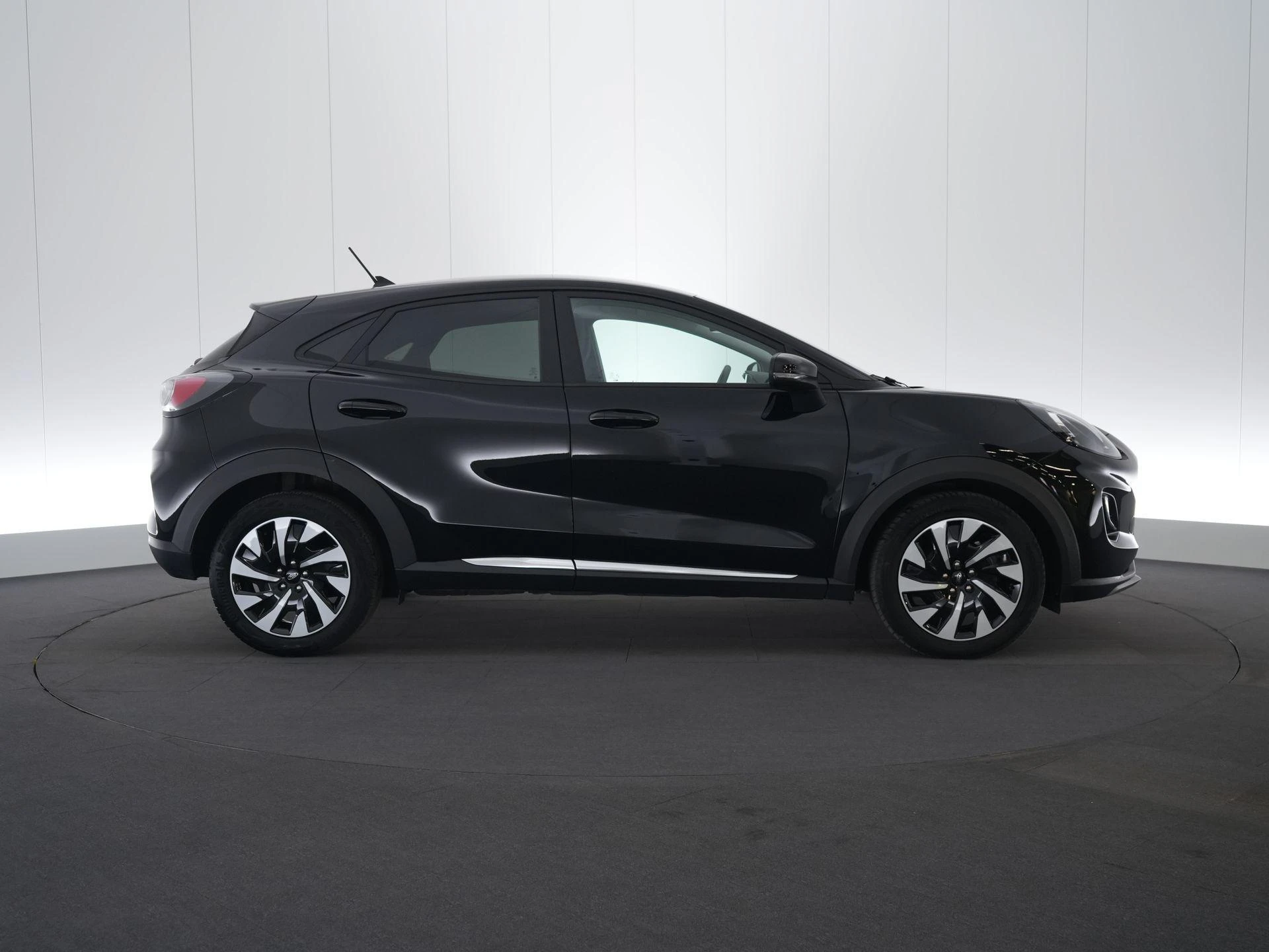 Ford-Puma-image-4