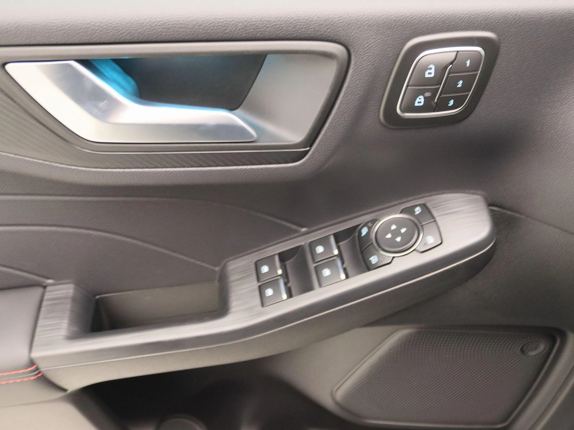 Ford-Kuga-image-20