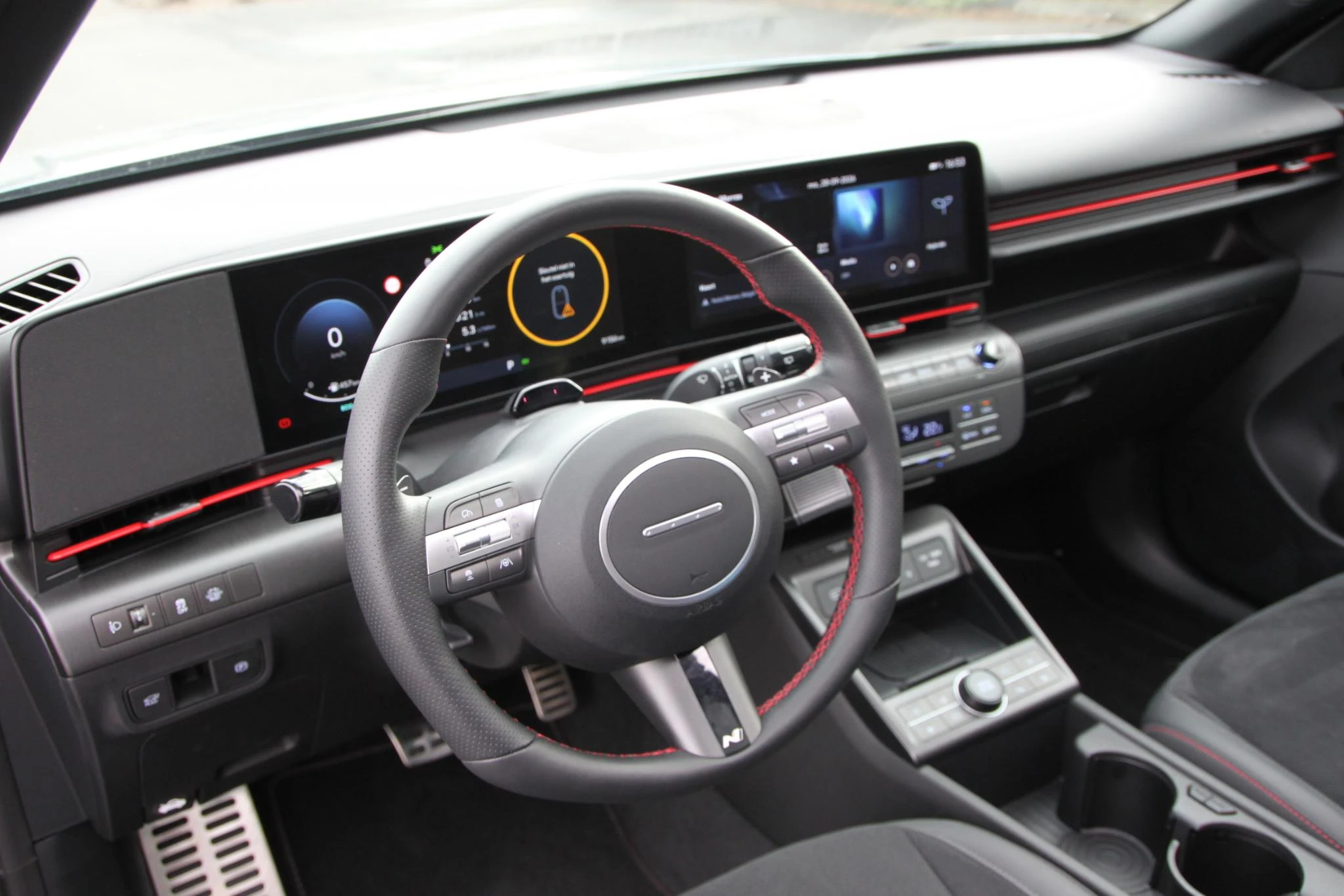 Hyundai-Kona-image-12
