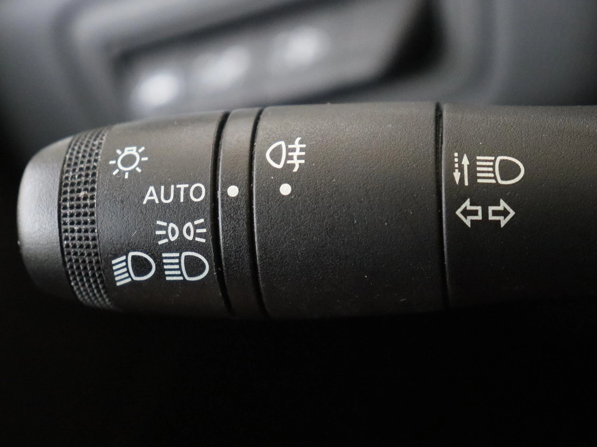 Renault-Captur-image-21