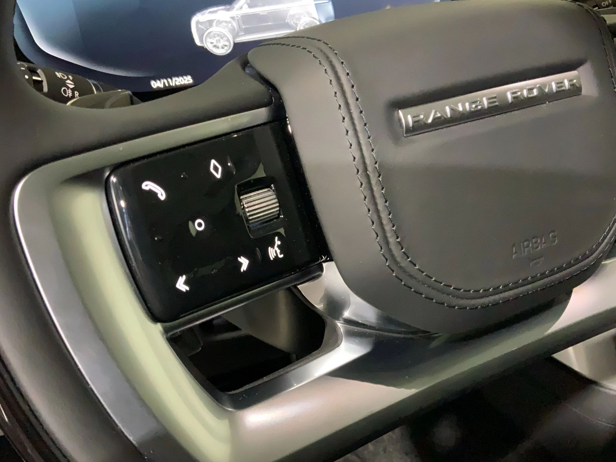 Land Rover-Range Rover-image-23