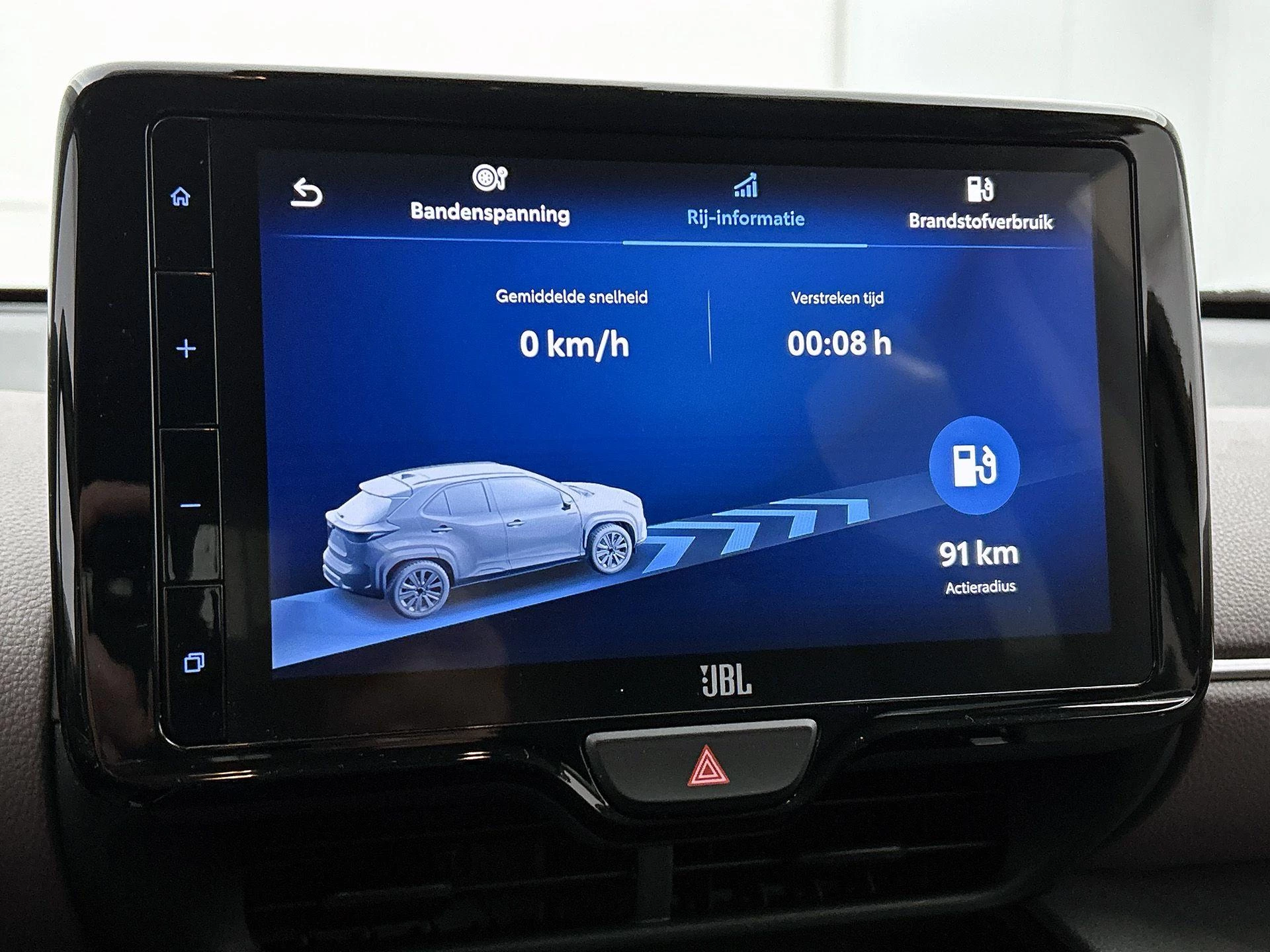 Toyota-Yaris Cross-image-6
