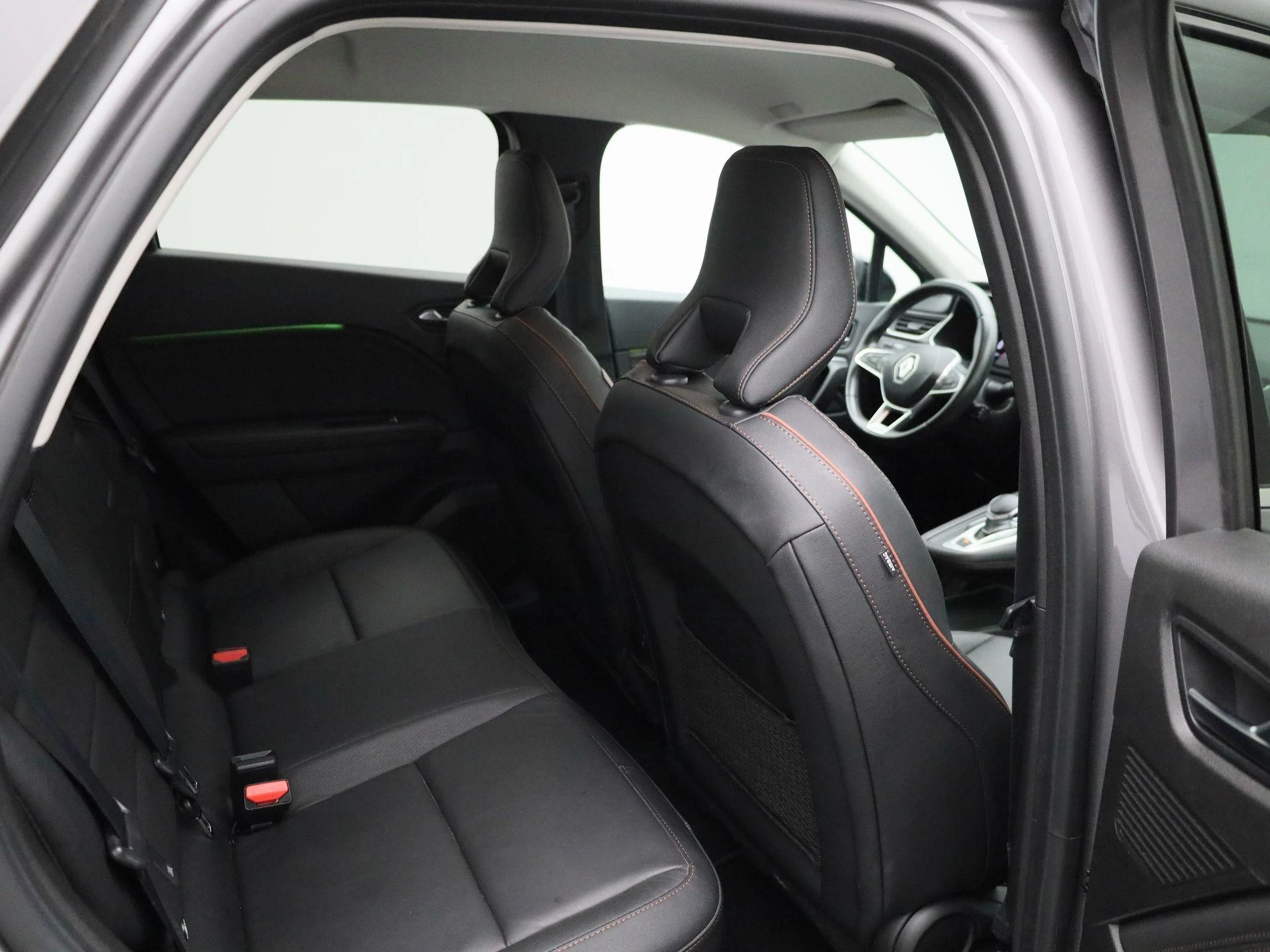 Renault Captur 1.6 E-Tech Plug-in Hybrid 160 Initiale Paris