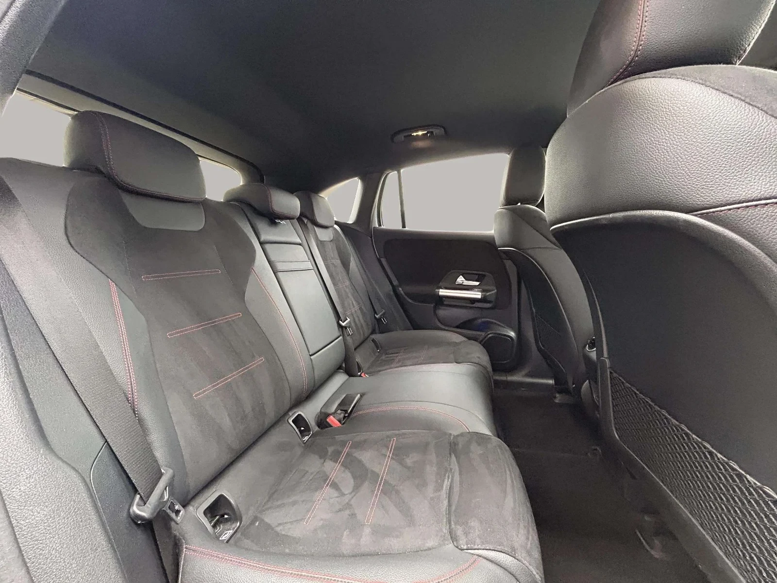 Mercedes-Benz-EQA-image-15