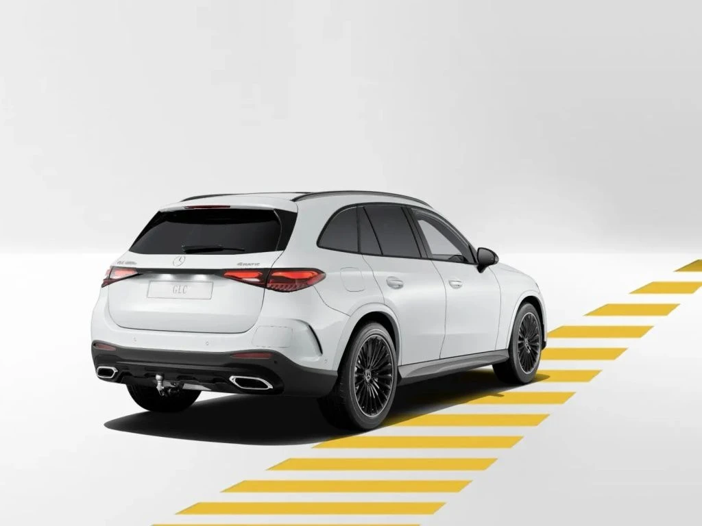 Mercedes-Benz-GLC 400 e-image-6