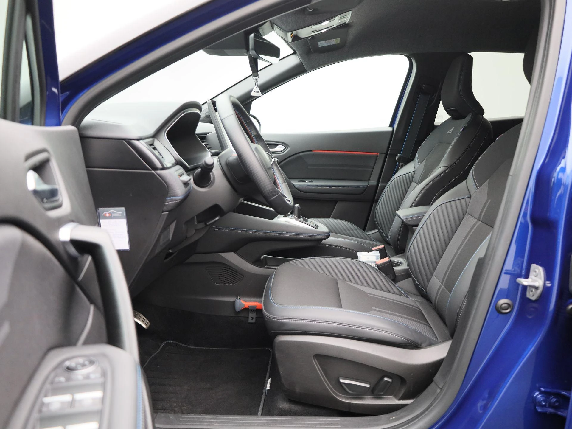 Renault Captur 1.8 E-Tech full hybrid 160 Pk Esprit Alpine