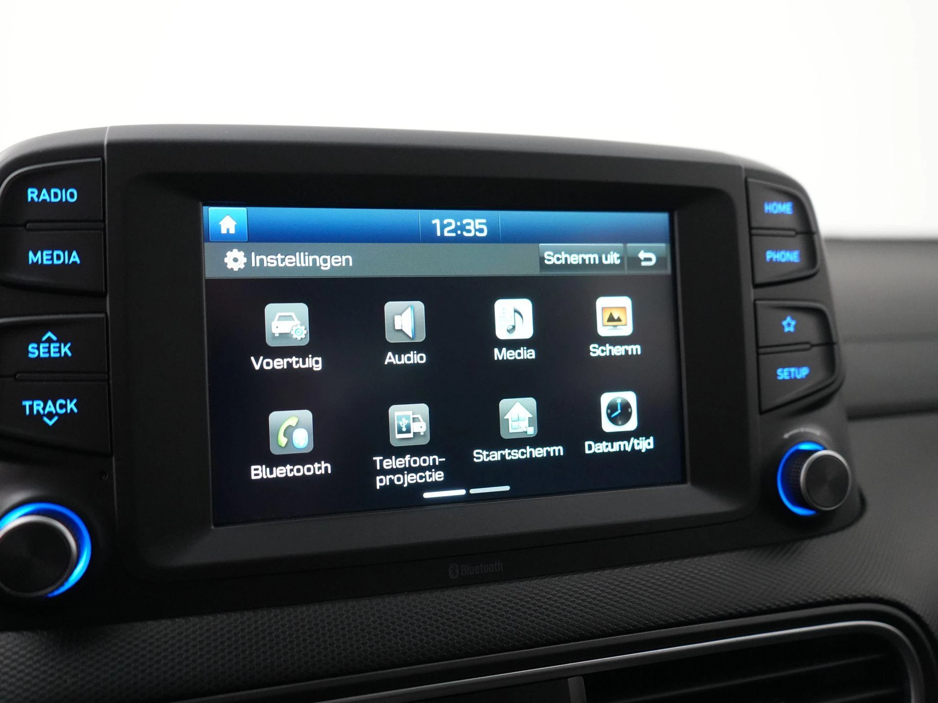 Hyundai-Kona-image-23