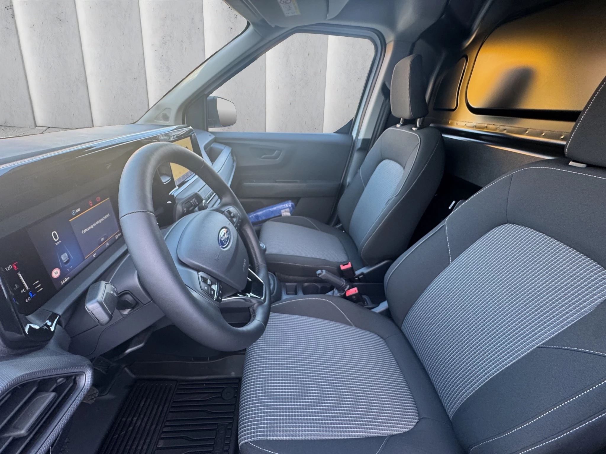 Ford Transit Courier Trend 1.0 EB 74kW GJR | RFK | SHZ | PDC | Klima | BT