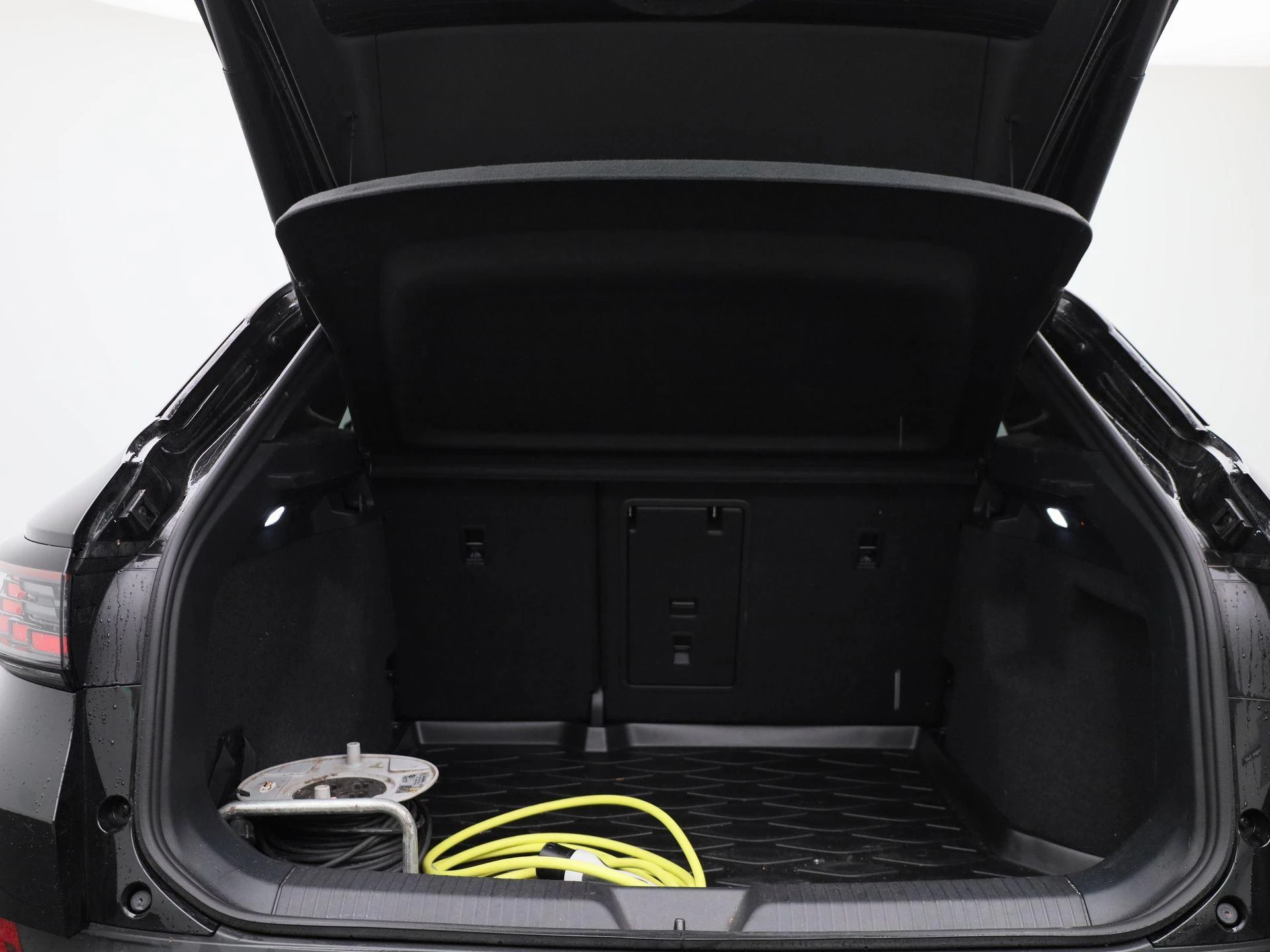 Volkswagen-ID.4-image-12