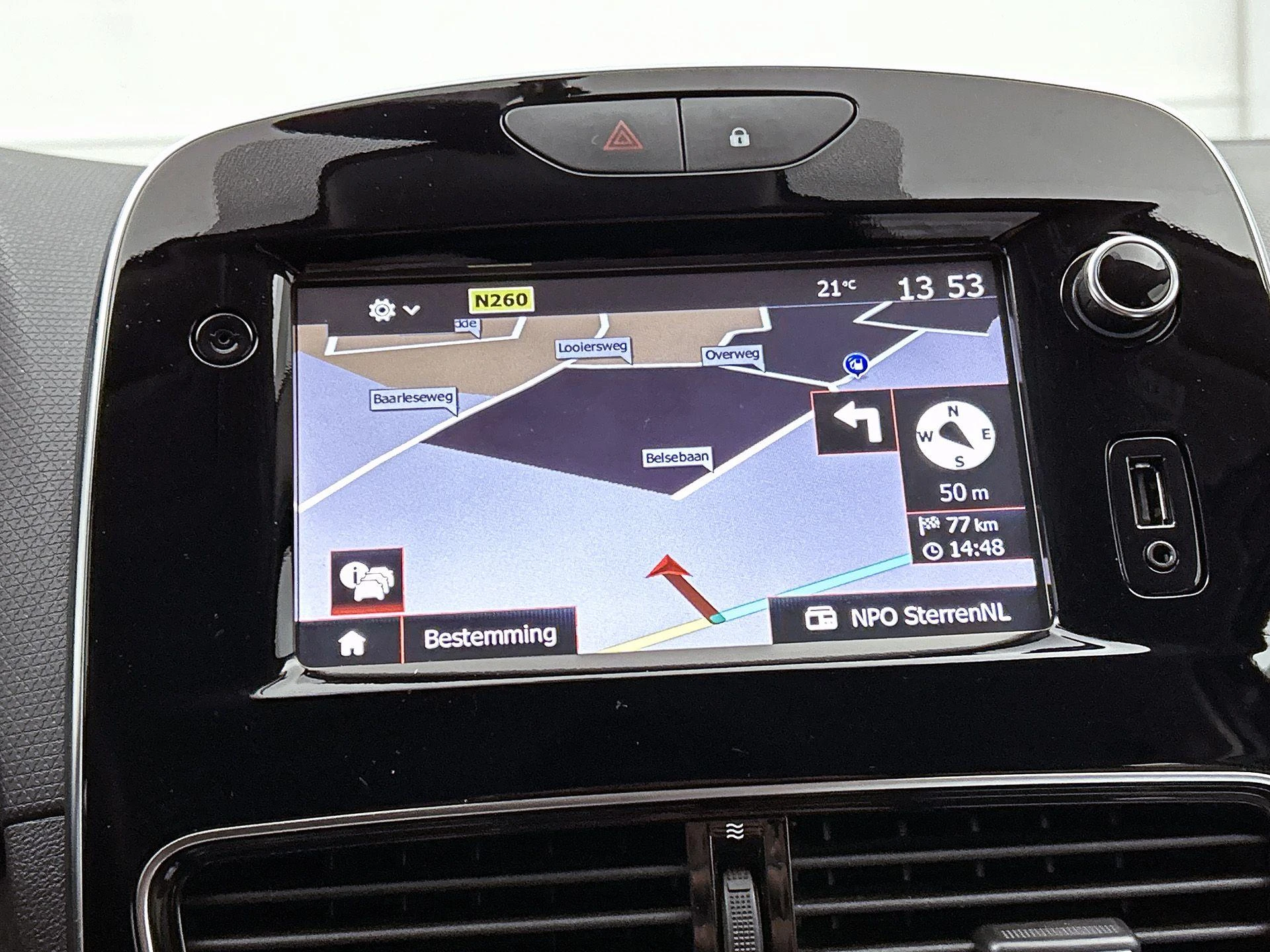 Renault-Clio-image-26