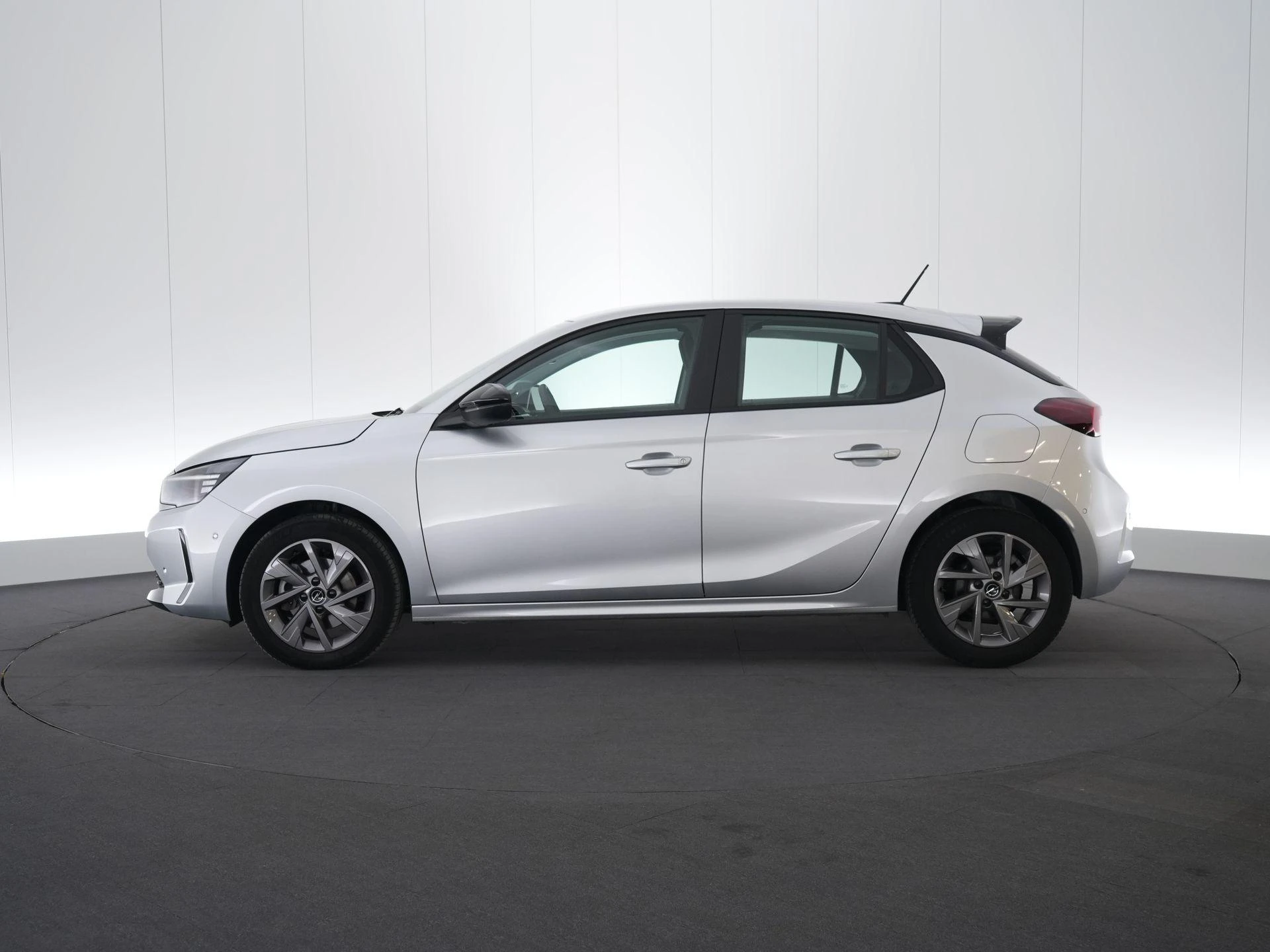 Opel-Corsa-image-3