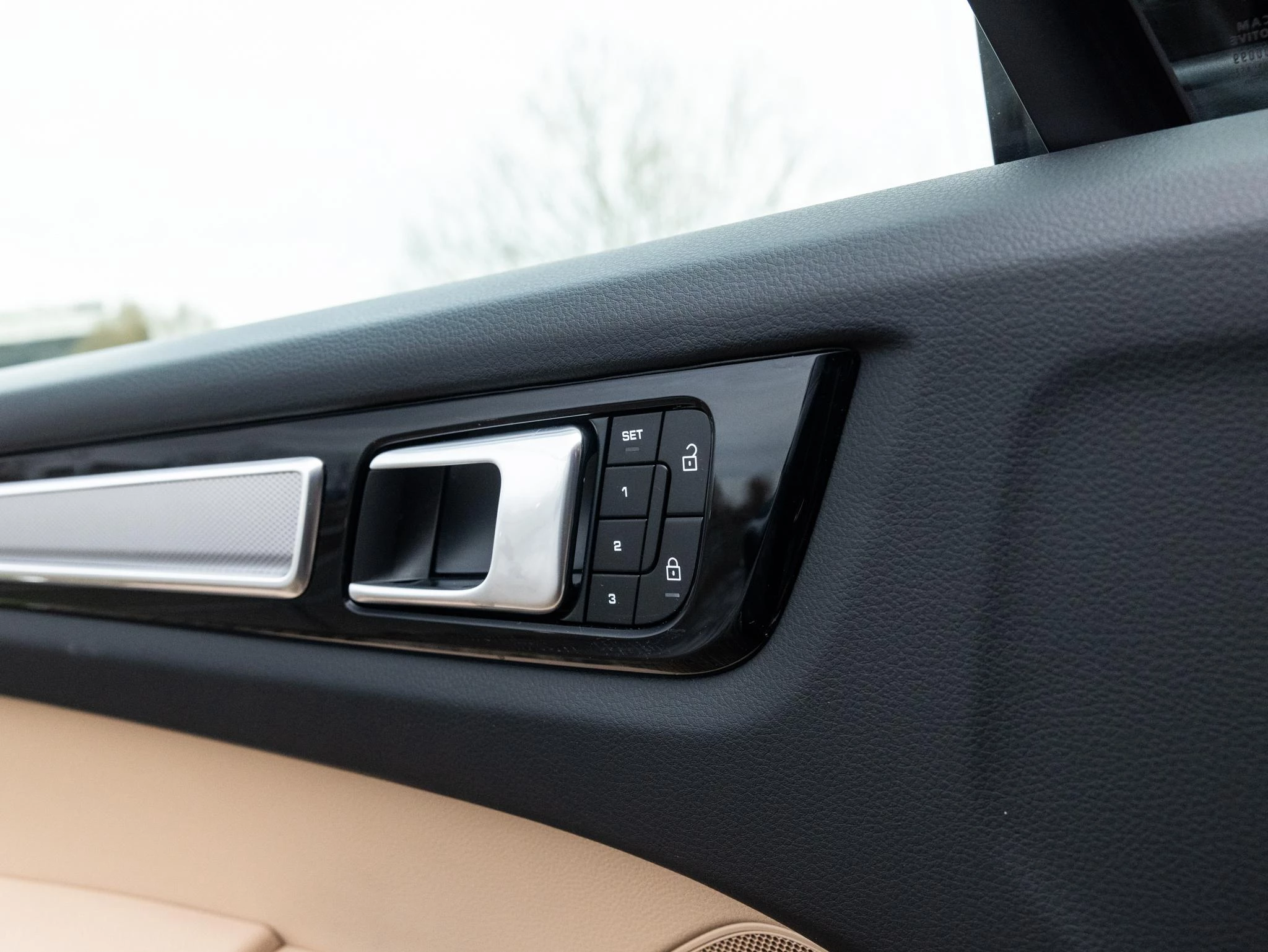 Porsche Cayenne 3.0 E-Hybrid Platinum Edition