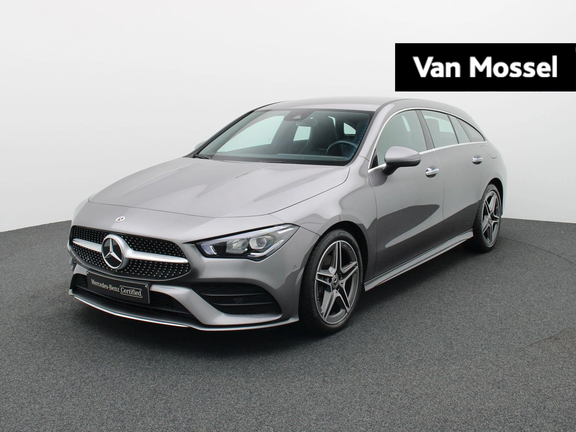 Mercedes-Benz-CLA-image-0