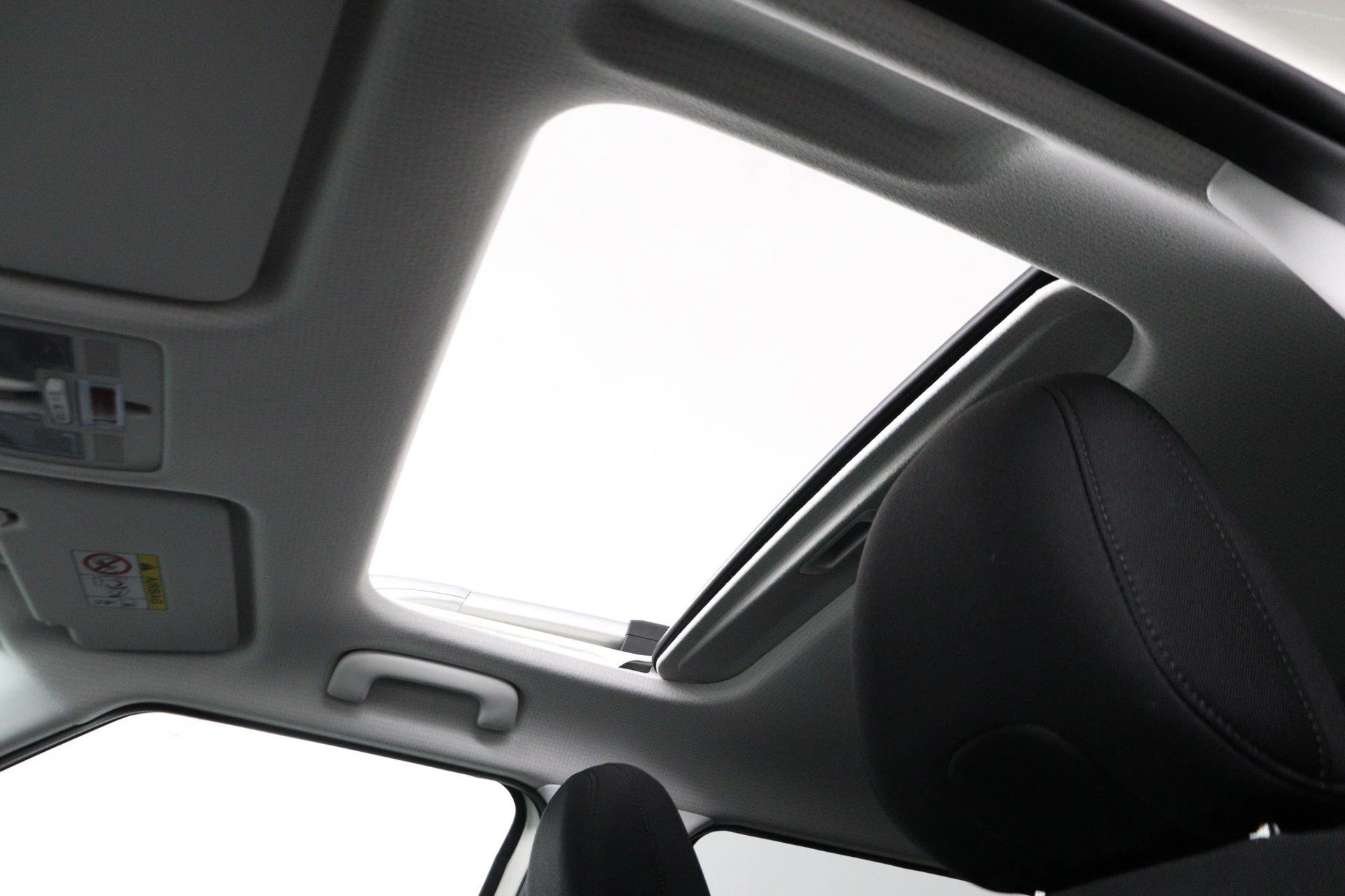 Hyundai-Inster-image-29