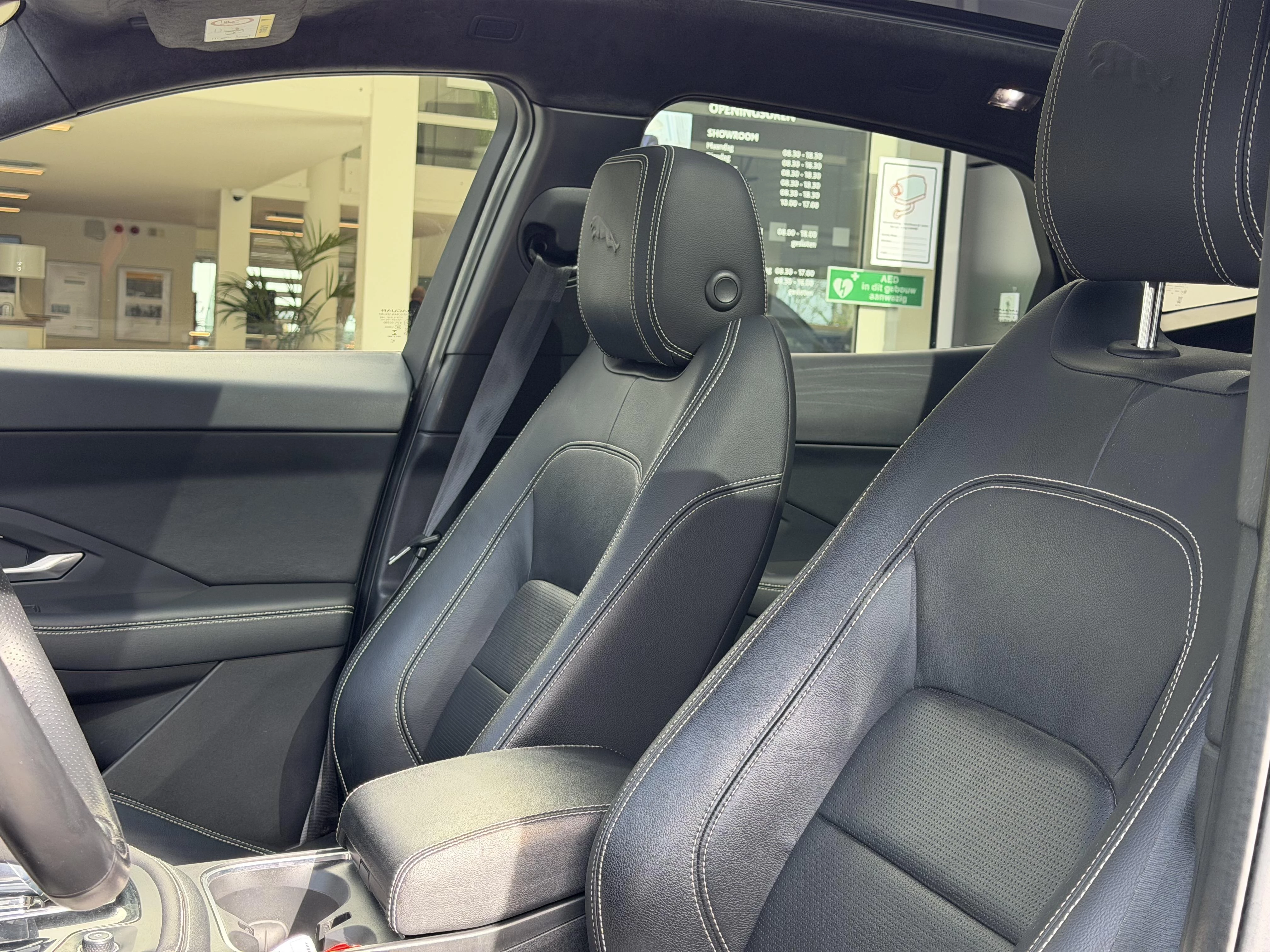 Jaguar E-PACE P300e R-Dynamic S AWD Auto. 21MY