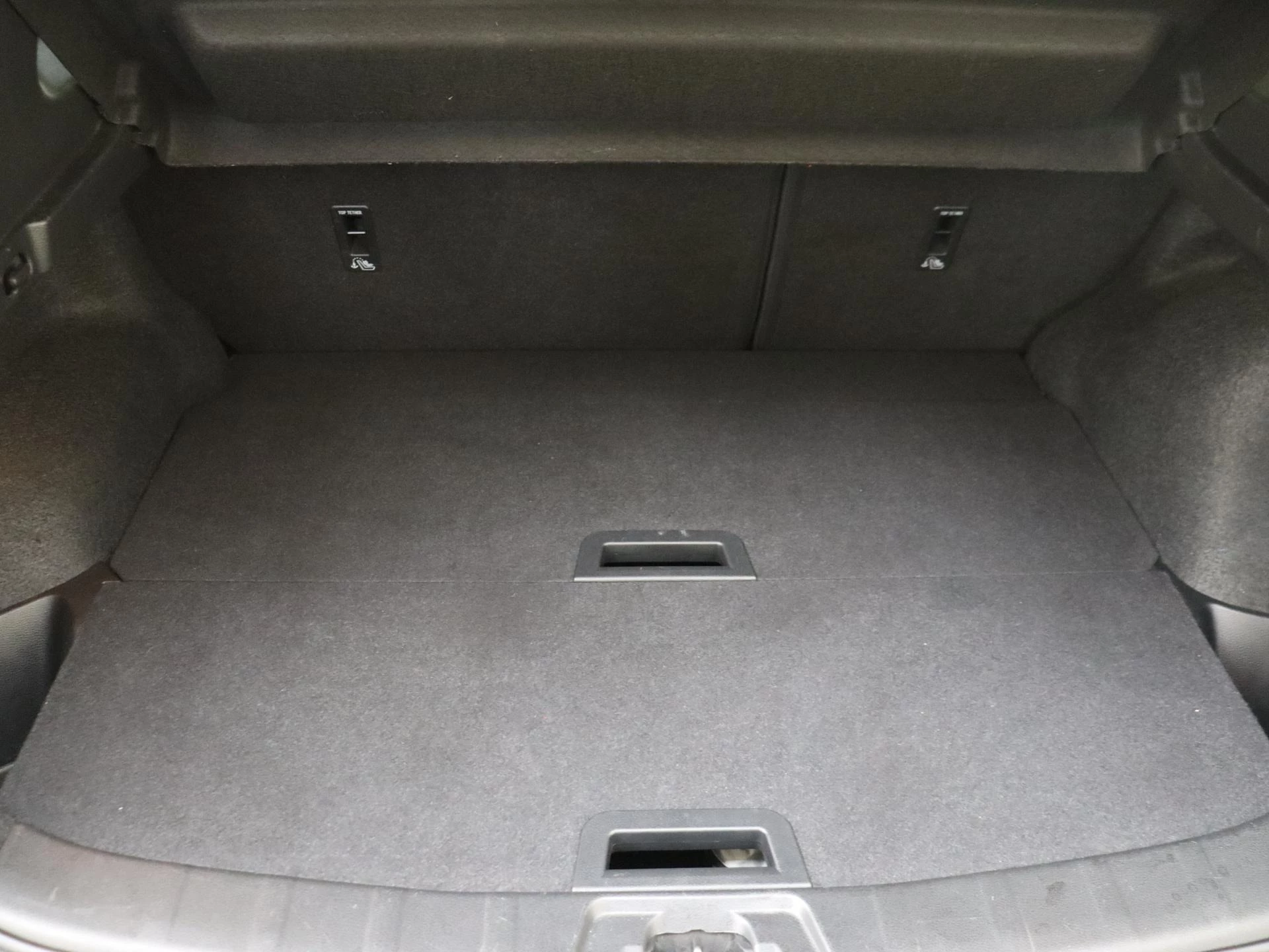 Nissan-QASHQAI-image-25