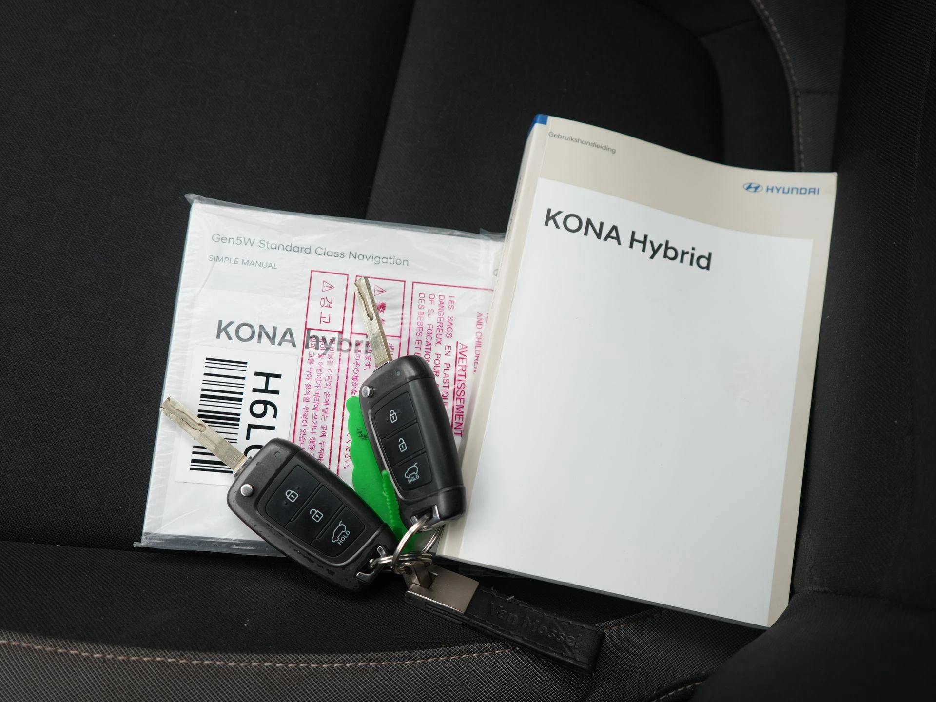 Hyundai-Kona-image-33