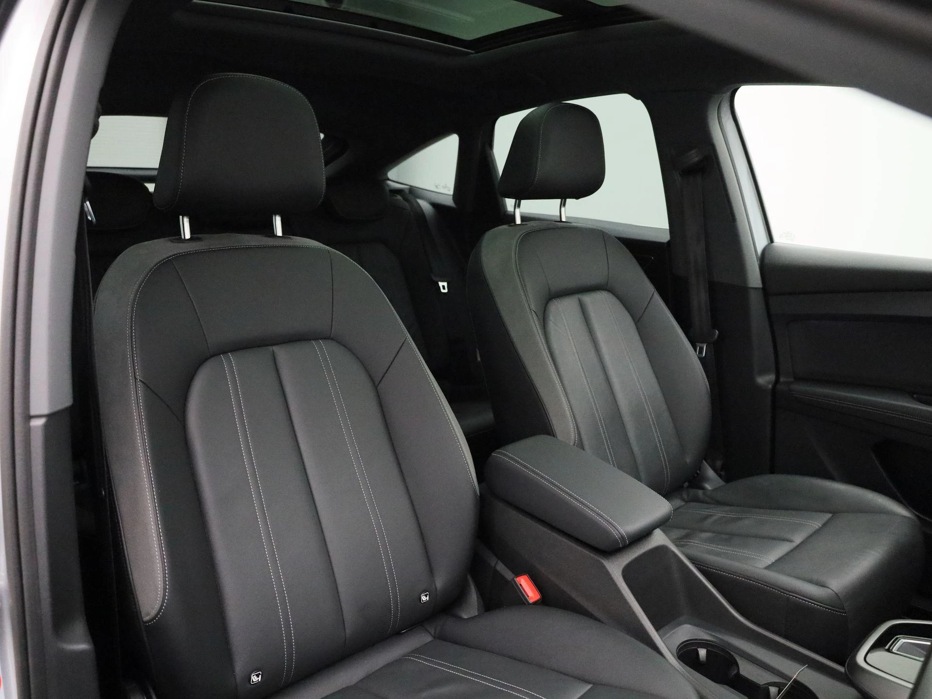 Audi-Q4 Sportback e-tron-image-38