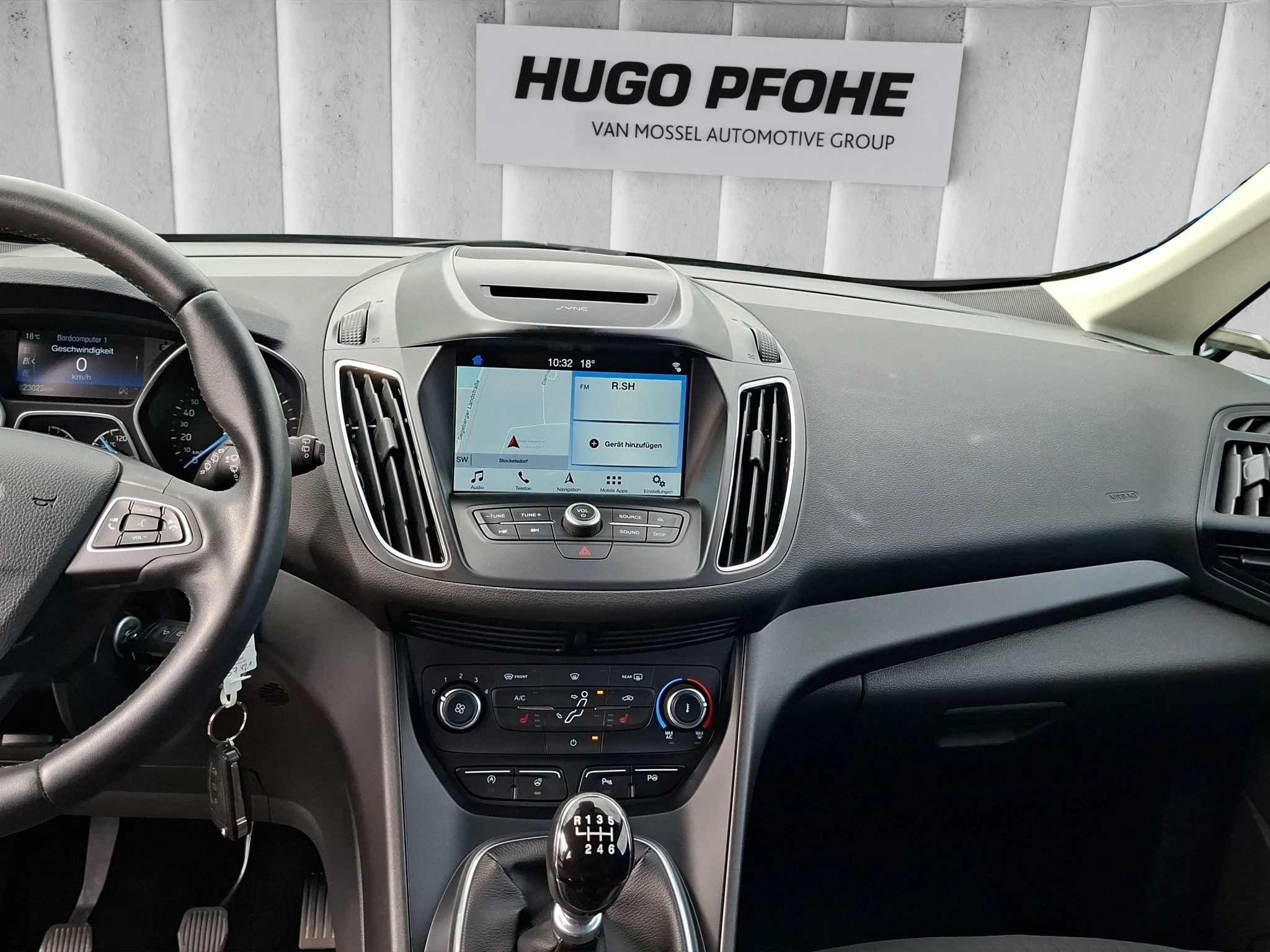 Ford-C-MAX-image-13