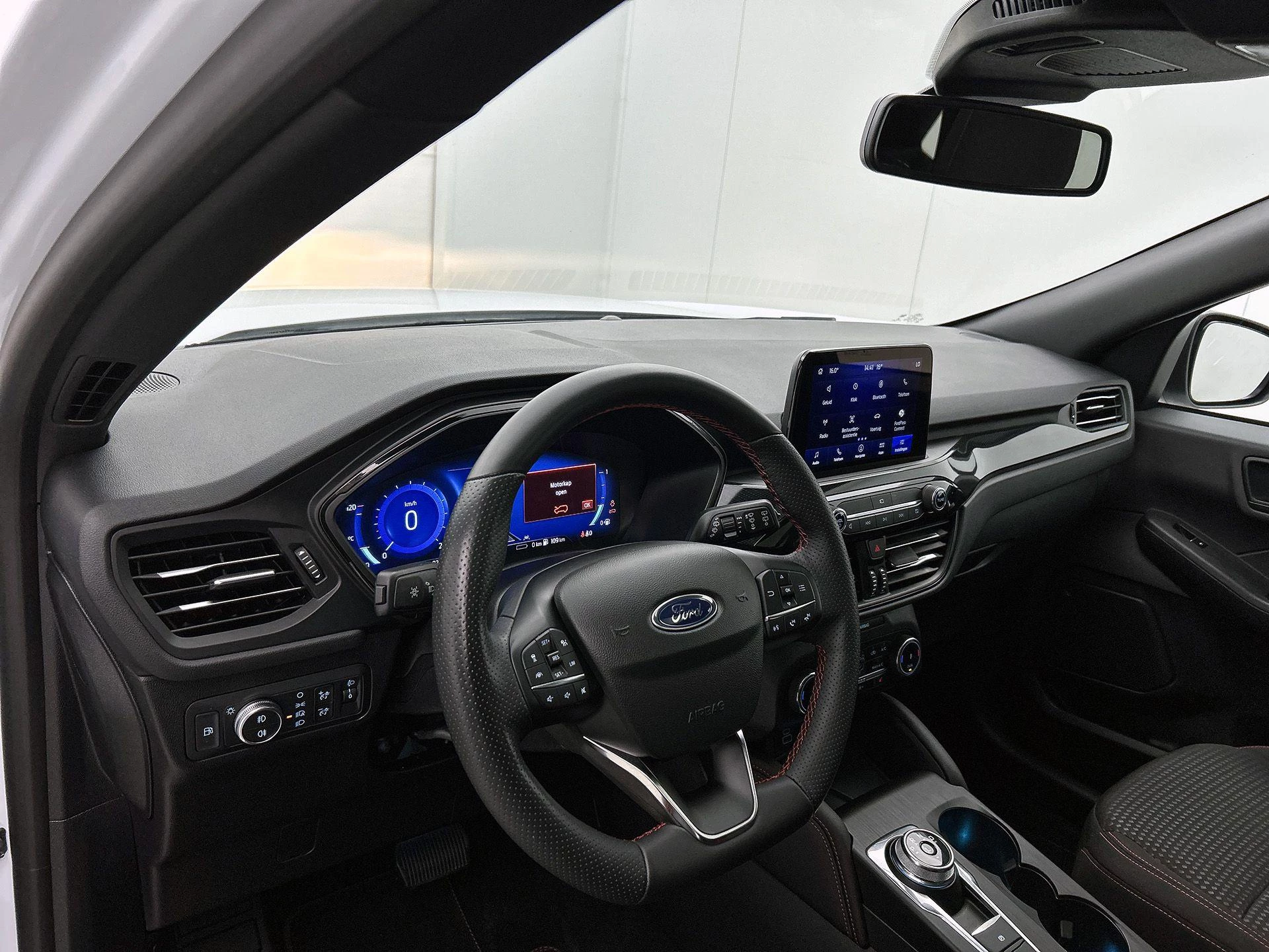 Ford-Kuga-image-19