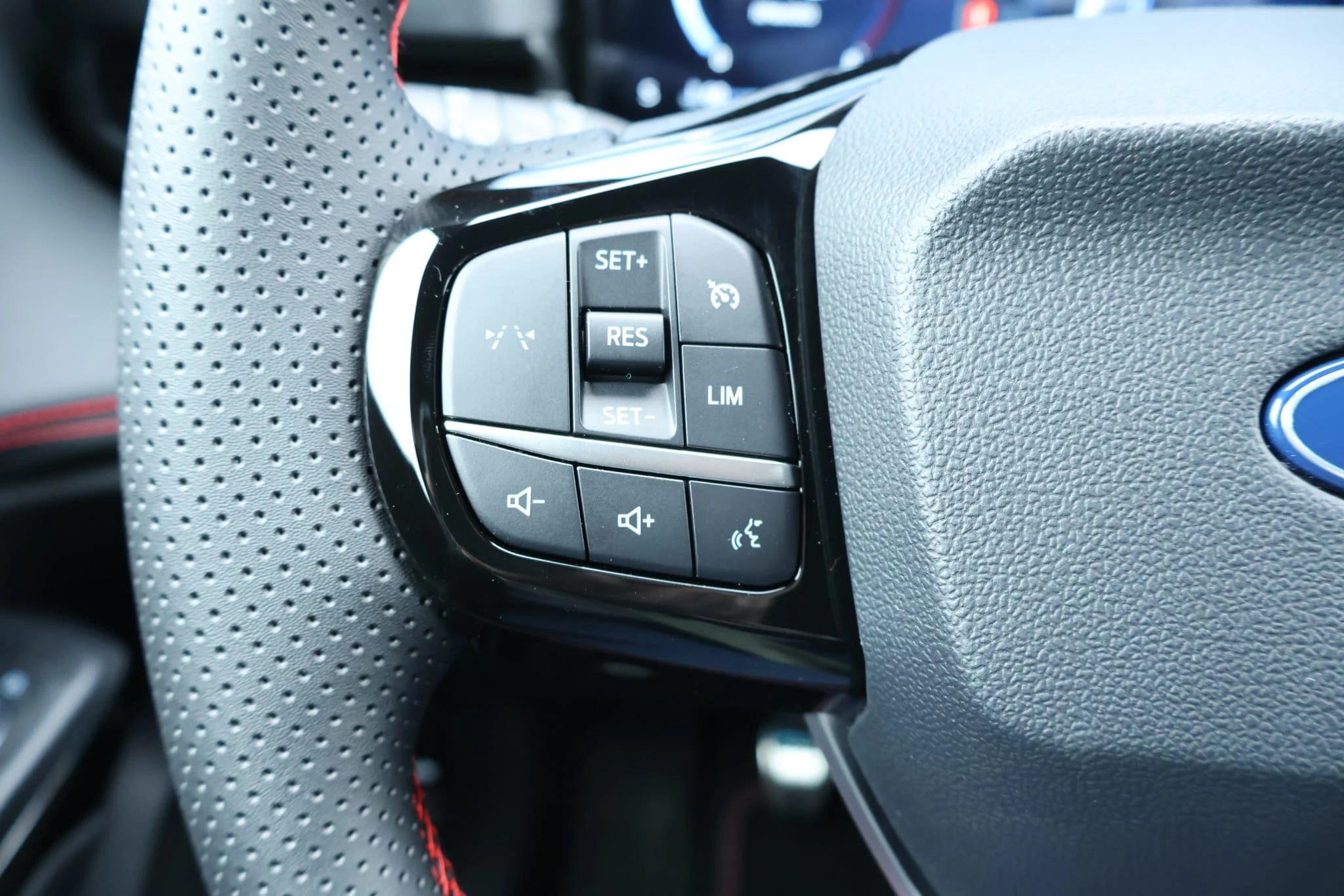 Ford Puma 1.0 EcoBoost Hybrid ST-Line