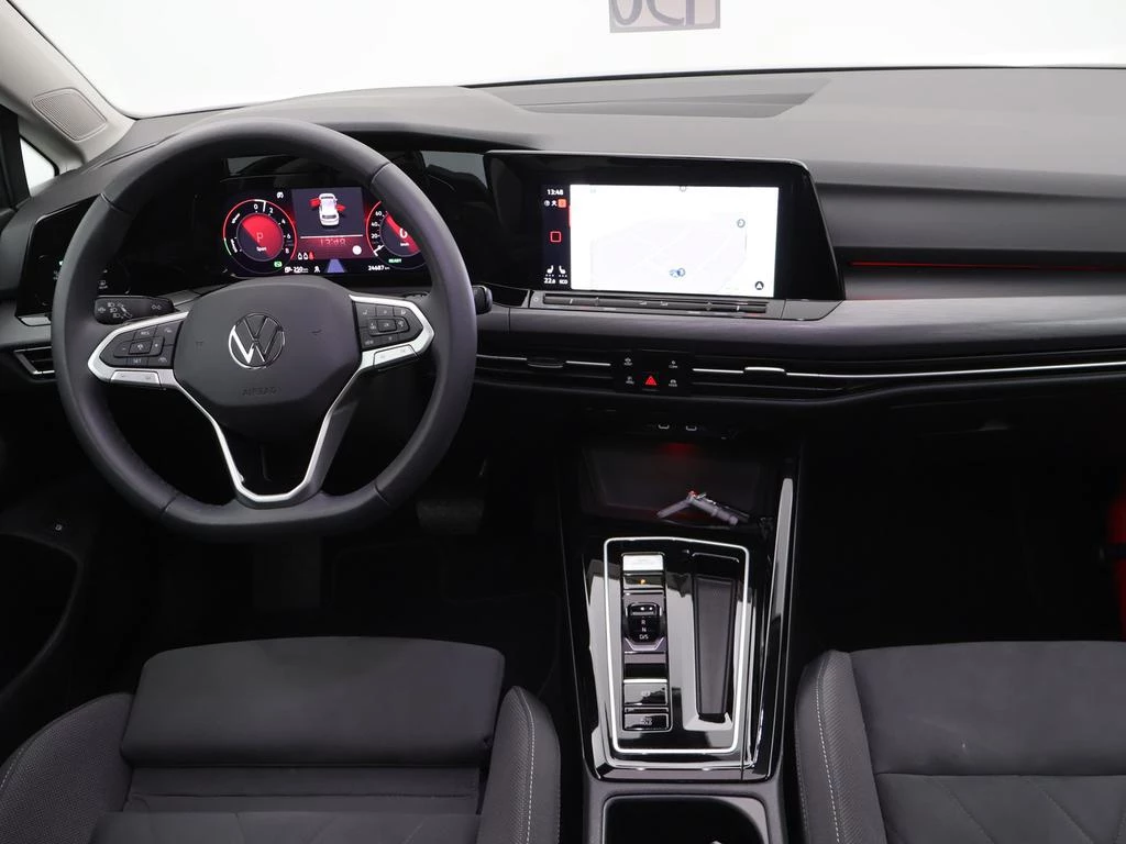 Volkswagen Golf VIII eHybrid Golf Style Business Premium 1.4TSI eHybrid PHEV 150PK *AUTOMAAT*PANODAK*ALCANTARA*CAMERA*PDC*ACC*NAVI*APP-CONNECT*...*