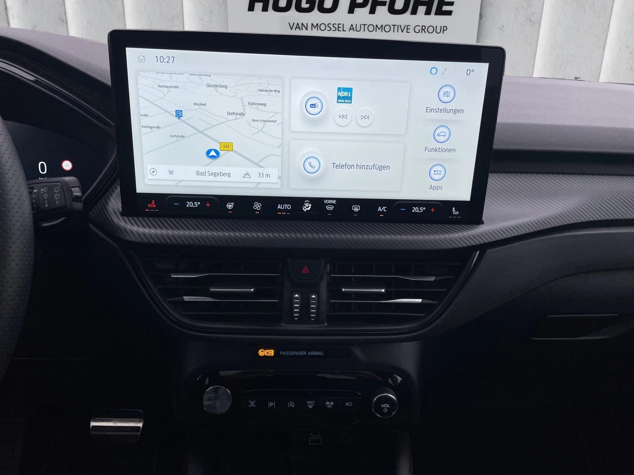Ford Kuga ST-Line X Aut.*PANO*AHK*360GRAD*LED-MATRIX*NAVI*GRA*WINTER-PKT.