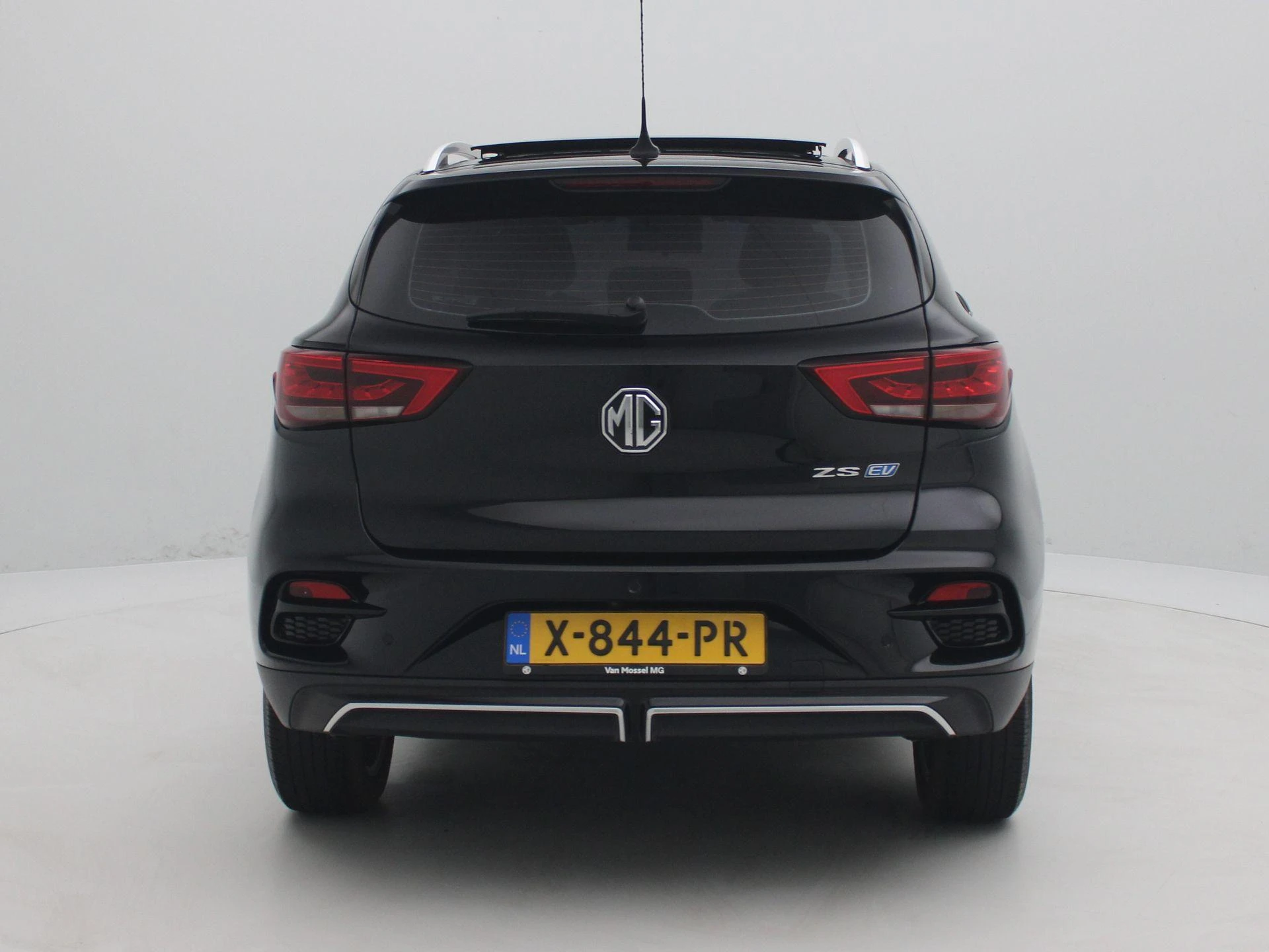 MG ZS EV Standard Range Luxury 50 kWh