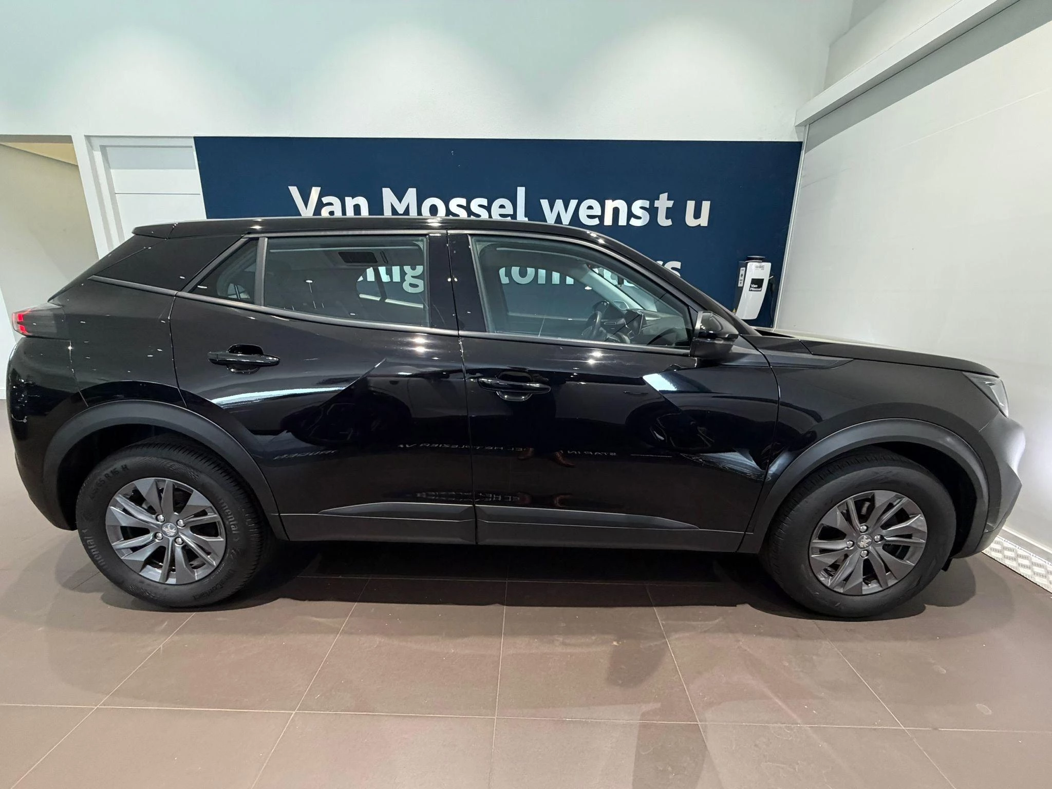 Peugeot-2008-image-4