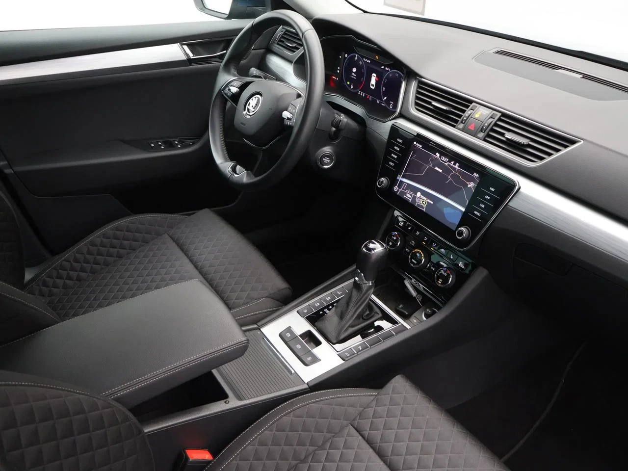 Škoda-Superb-image-8
