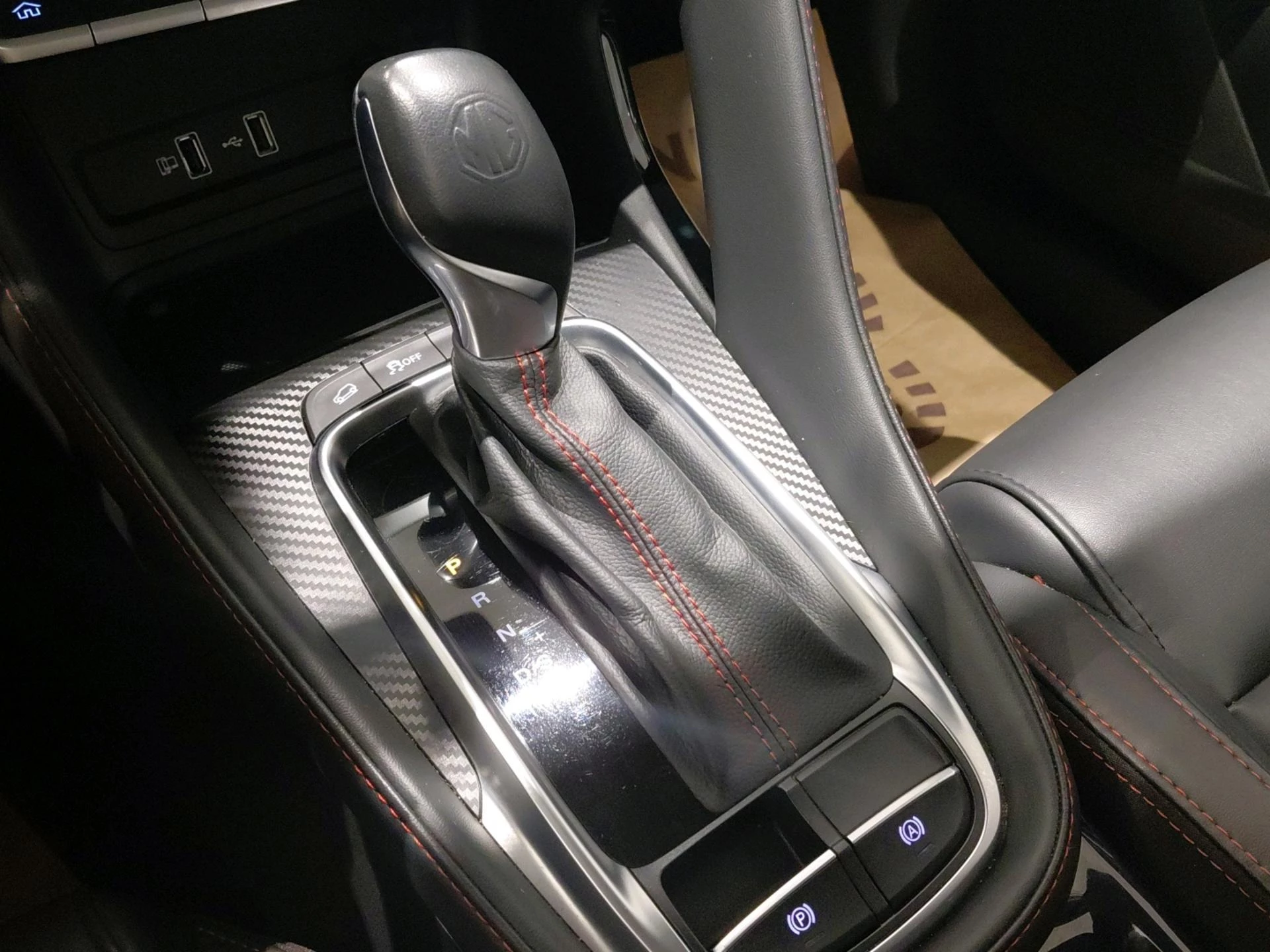 MG ZS 1.0 T-GDi AT LUXURY