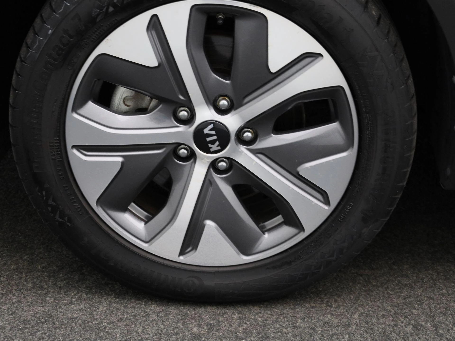 Kia-e-Niro-image-12