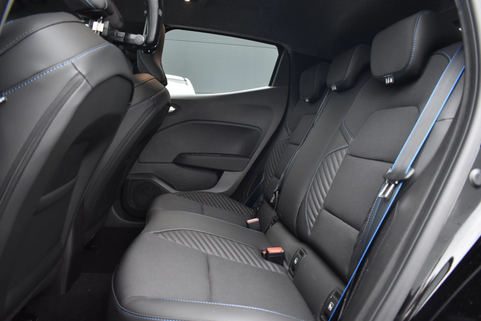 Renault-Clio-image-36