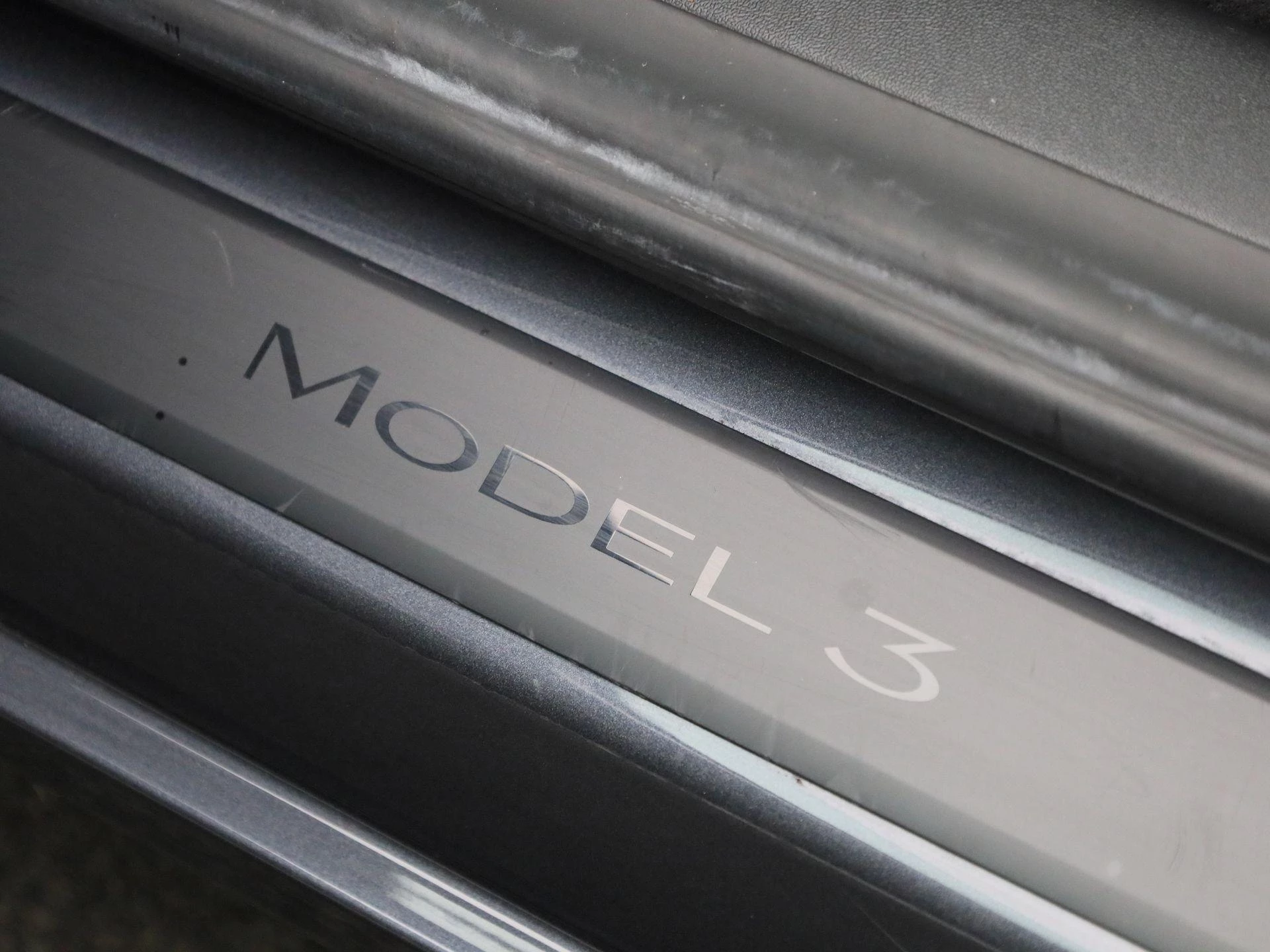 Tesla-Model 3-image-33