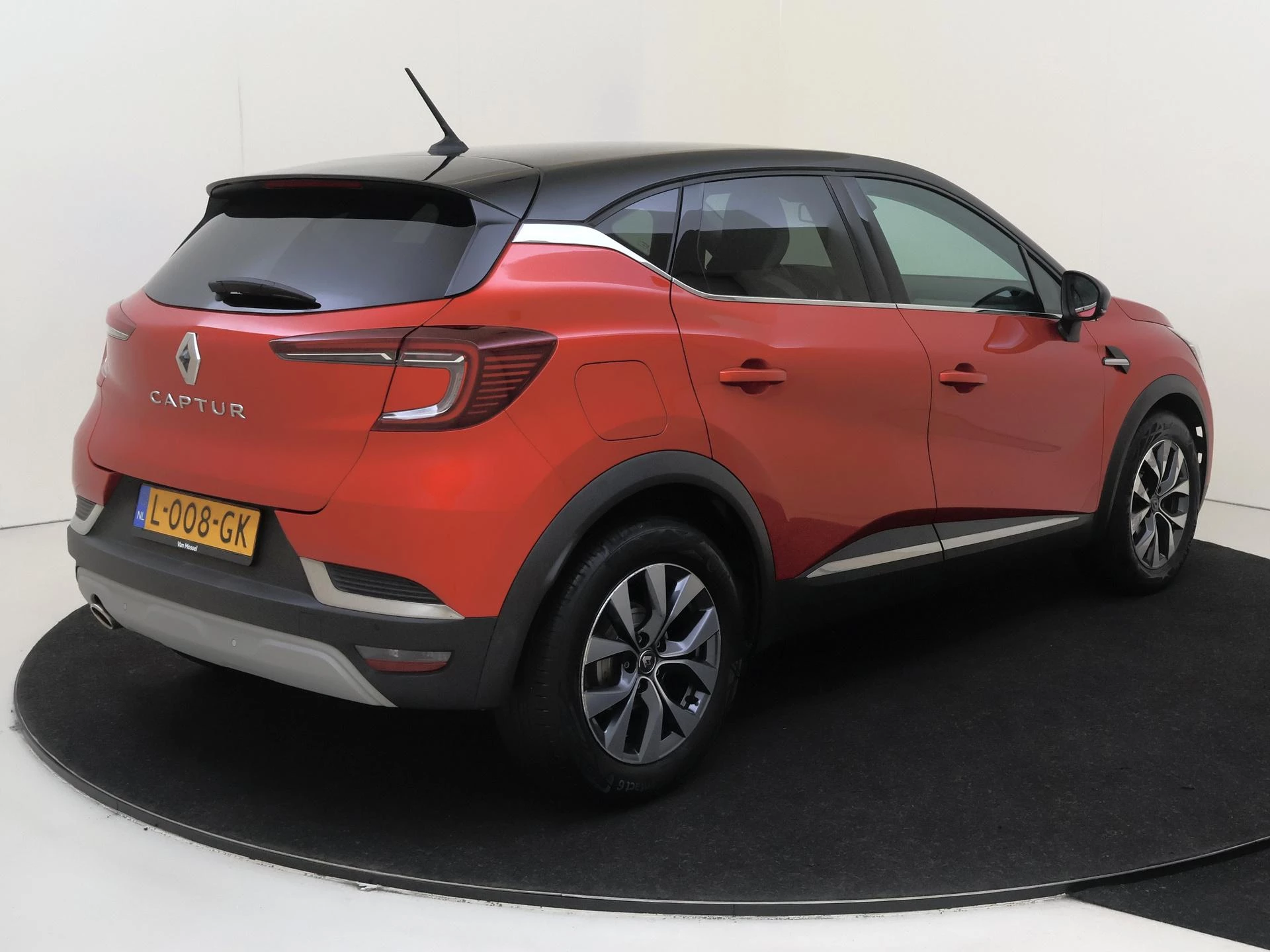 Renault Captur 1.3 TCe 140 Intens