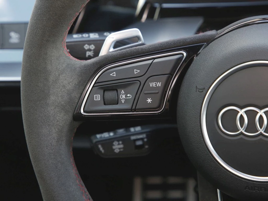 Audi RS3 Sportback 2.5 TFSI Q 19"|NAVI+VC|MATRIX|B&O|