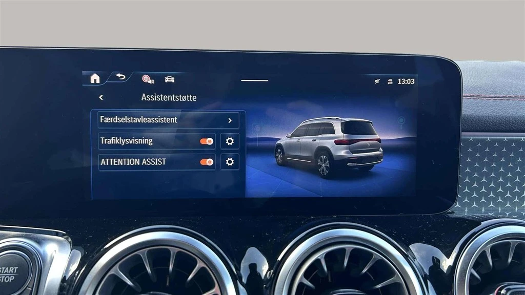 Mercedes-Benz-EQB-image-12