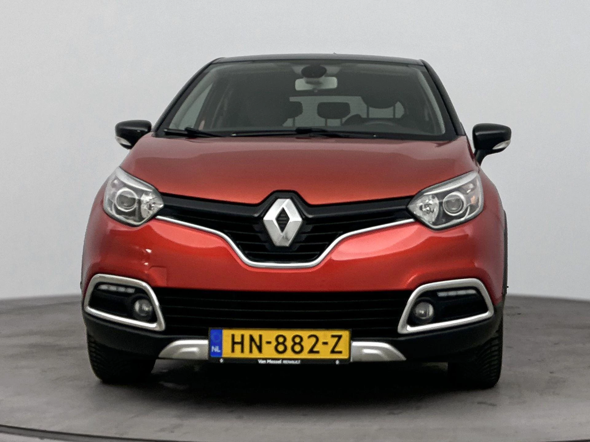 Renault-Captur-image-4