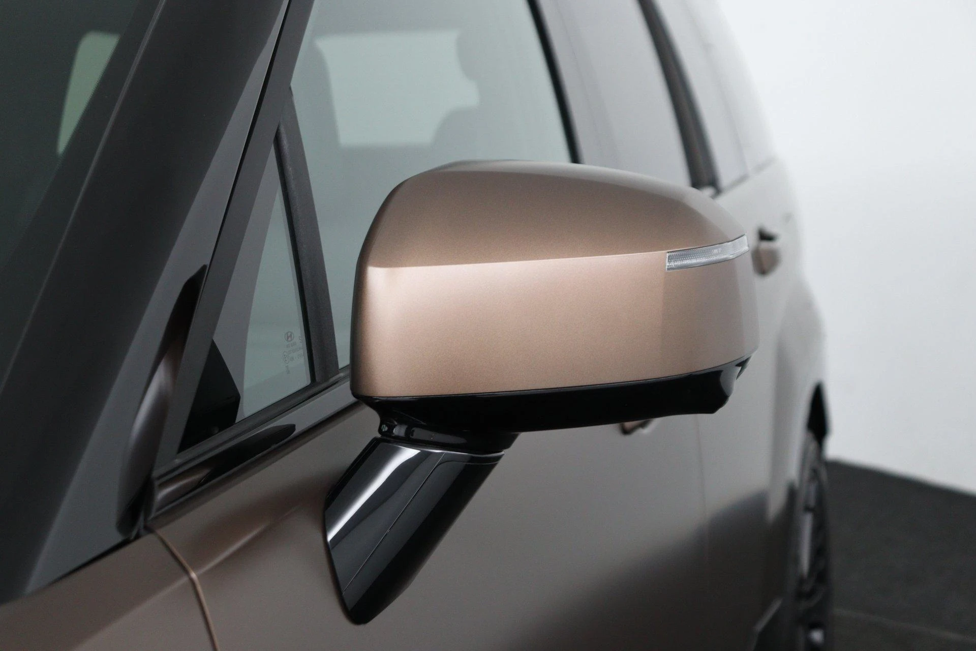 Hyundai-Santa Fe-image-13