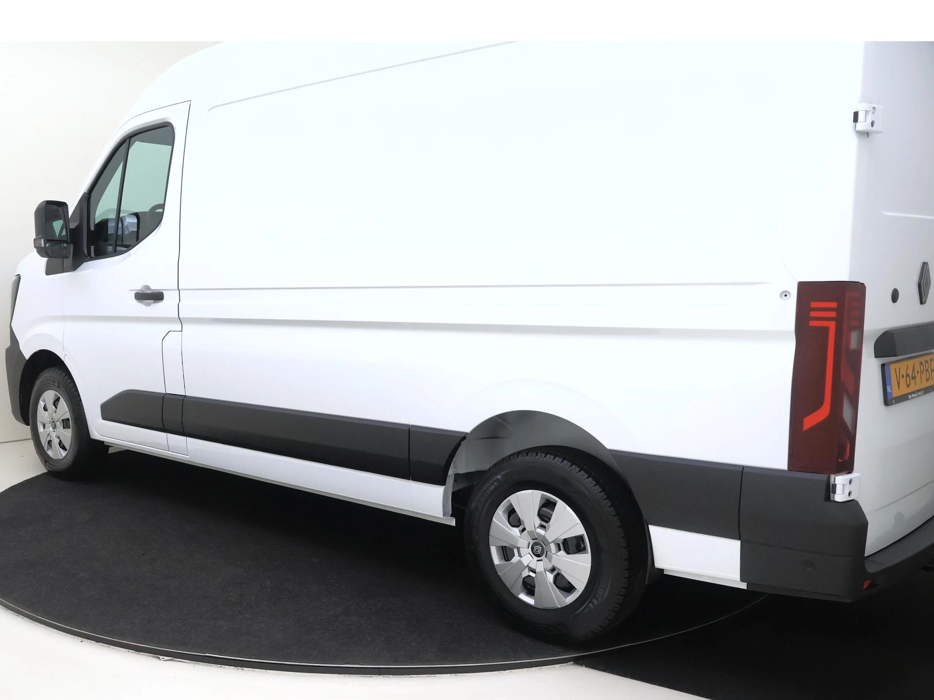 Renault Master T35 2.0 dCi 170 L2H2 Extra
